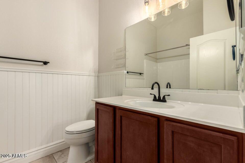 2727 N PRICE Road, 32