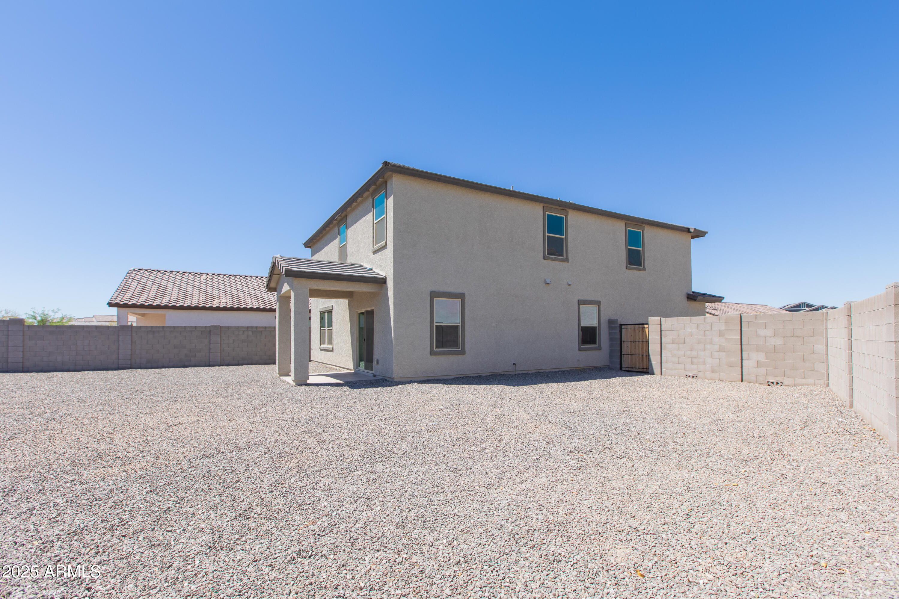8125 S 64th Lane