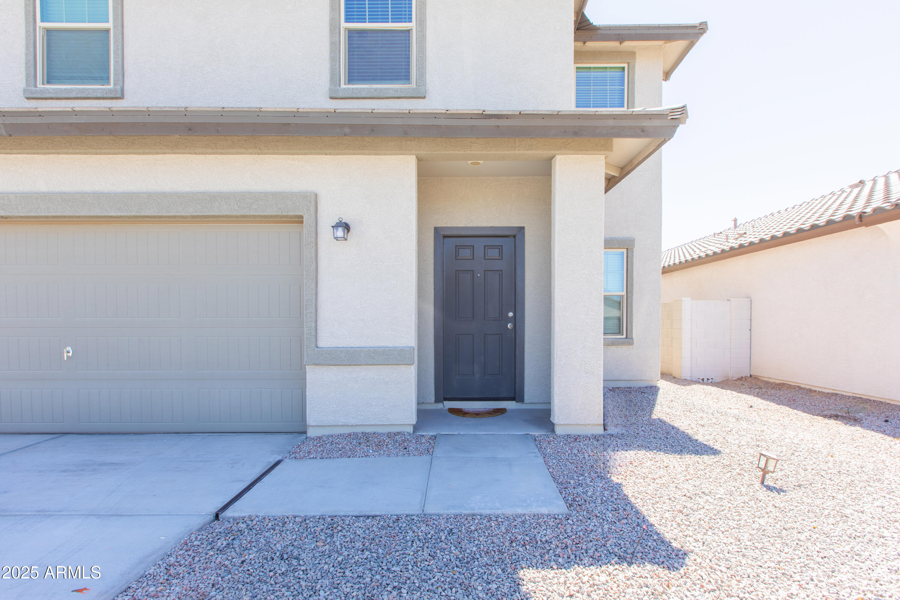8125 S 64th Lane