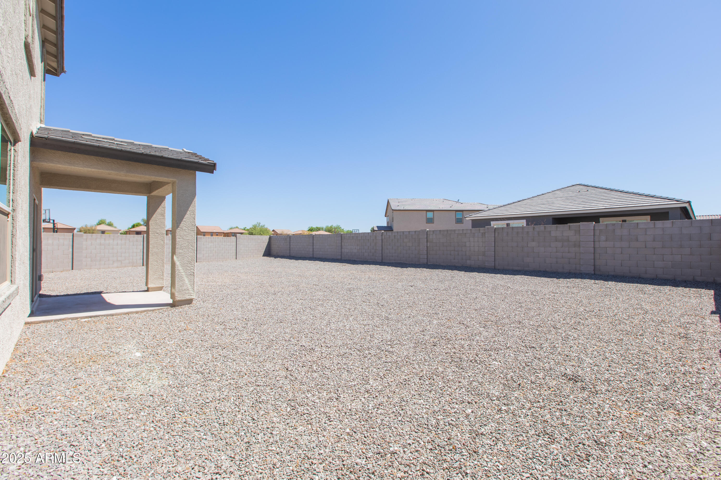 8125 S 64th Lane