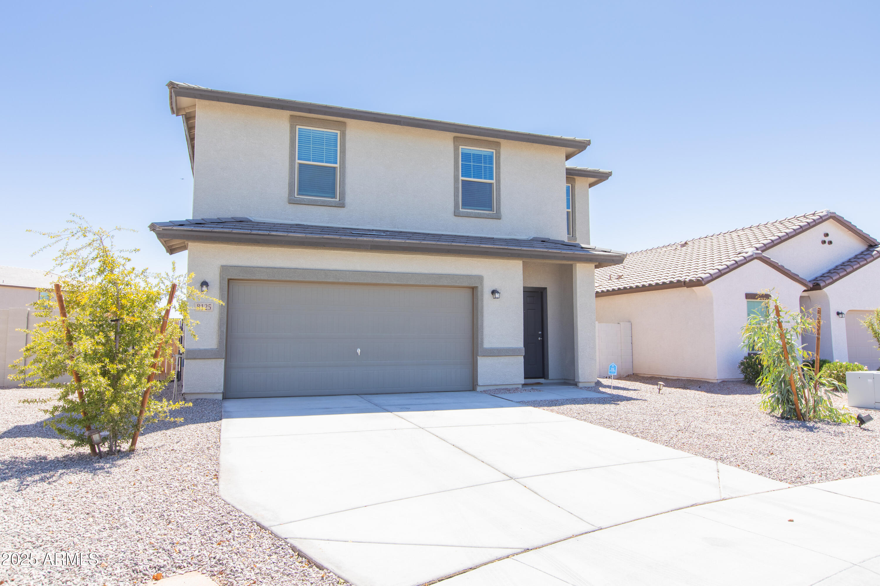 8125 S 64th Lane