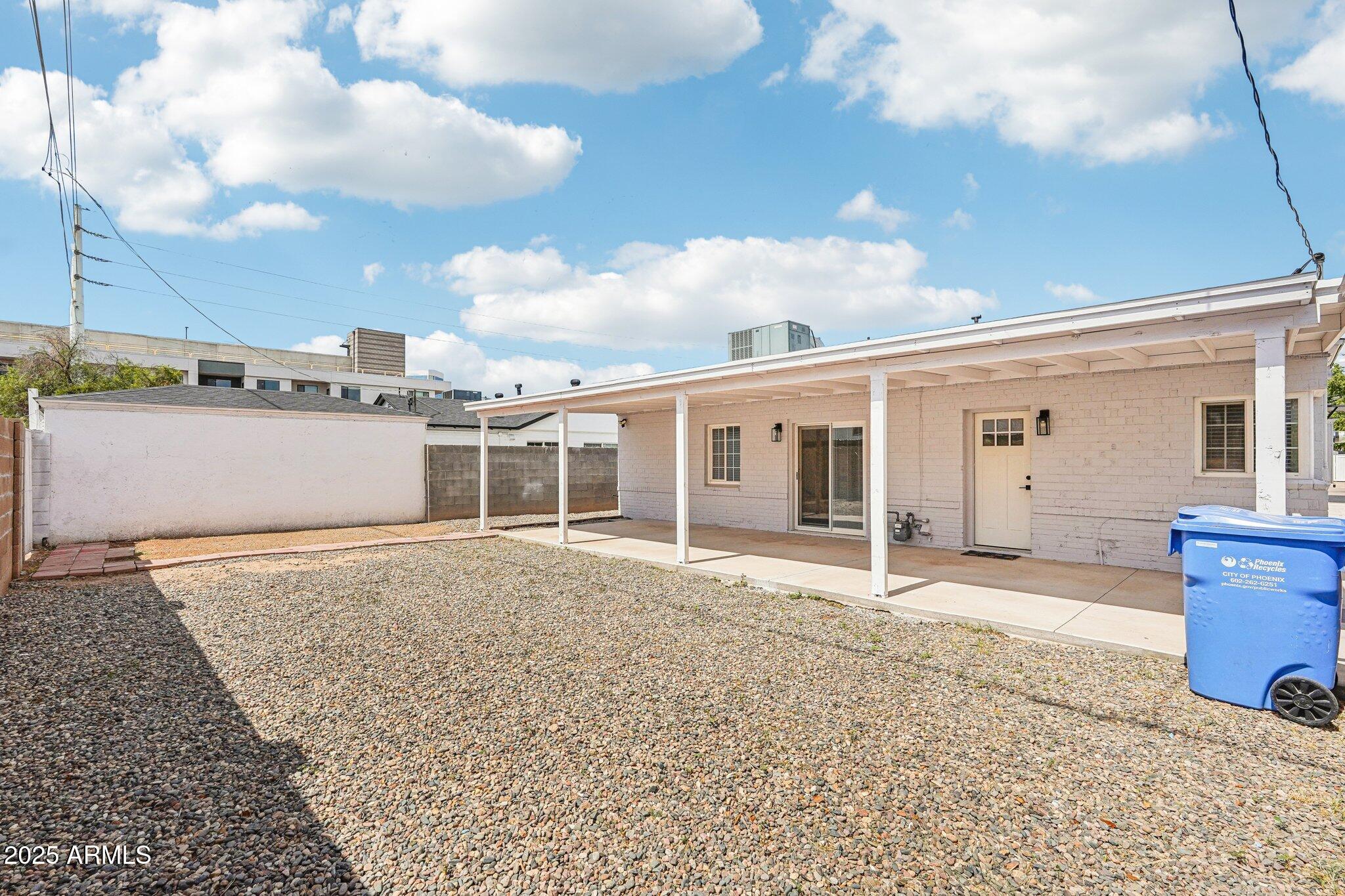 511 E CHEERY LYNN Road