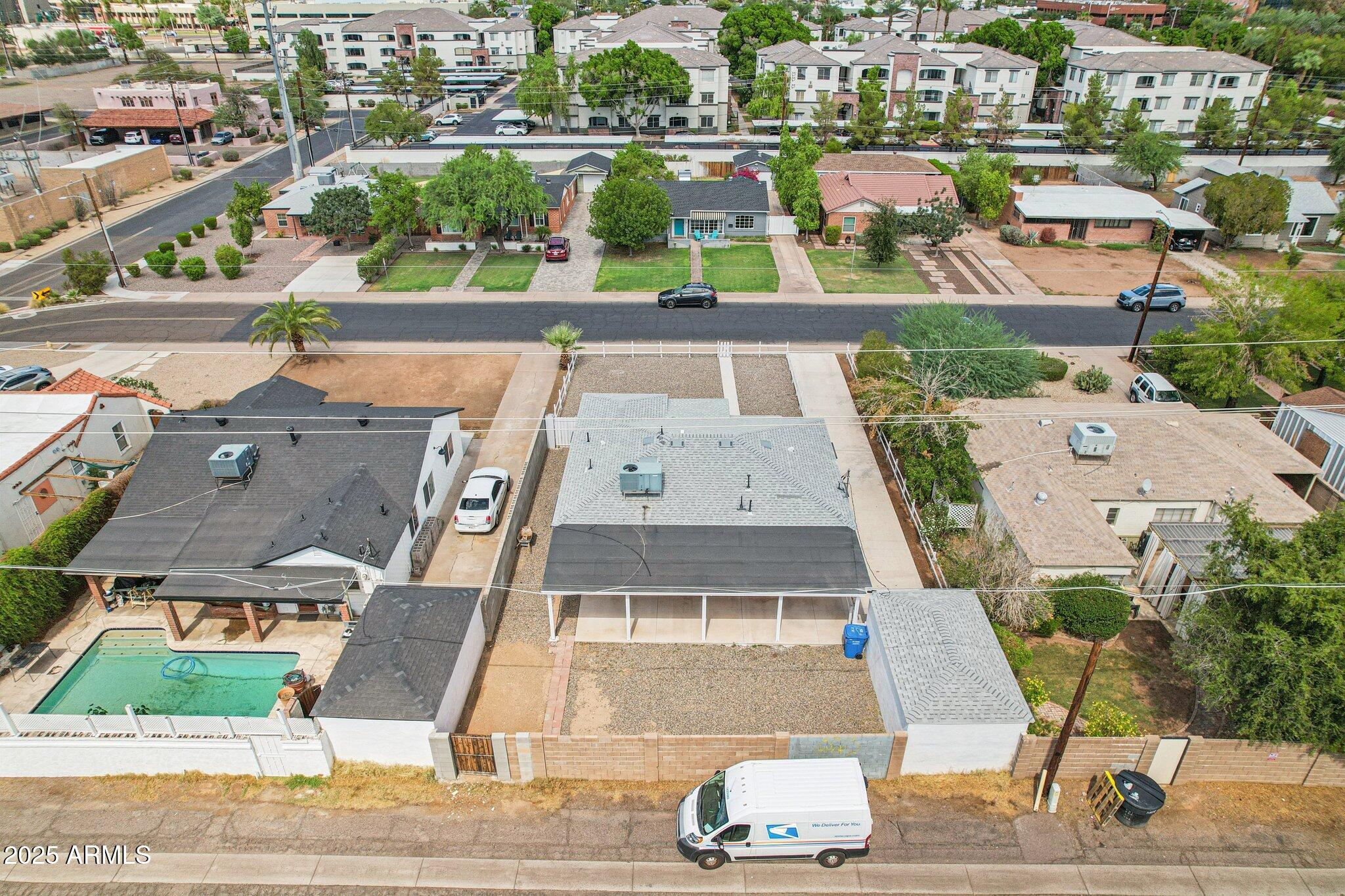 511 E CHEERY LYNN Road