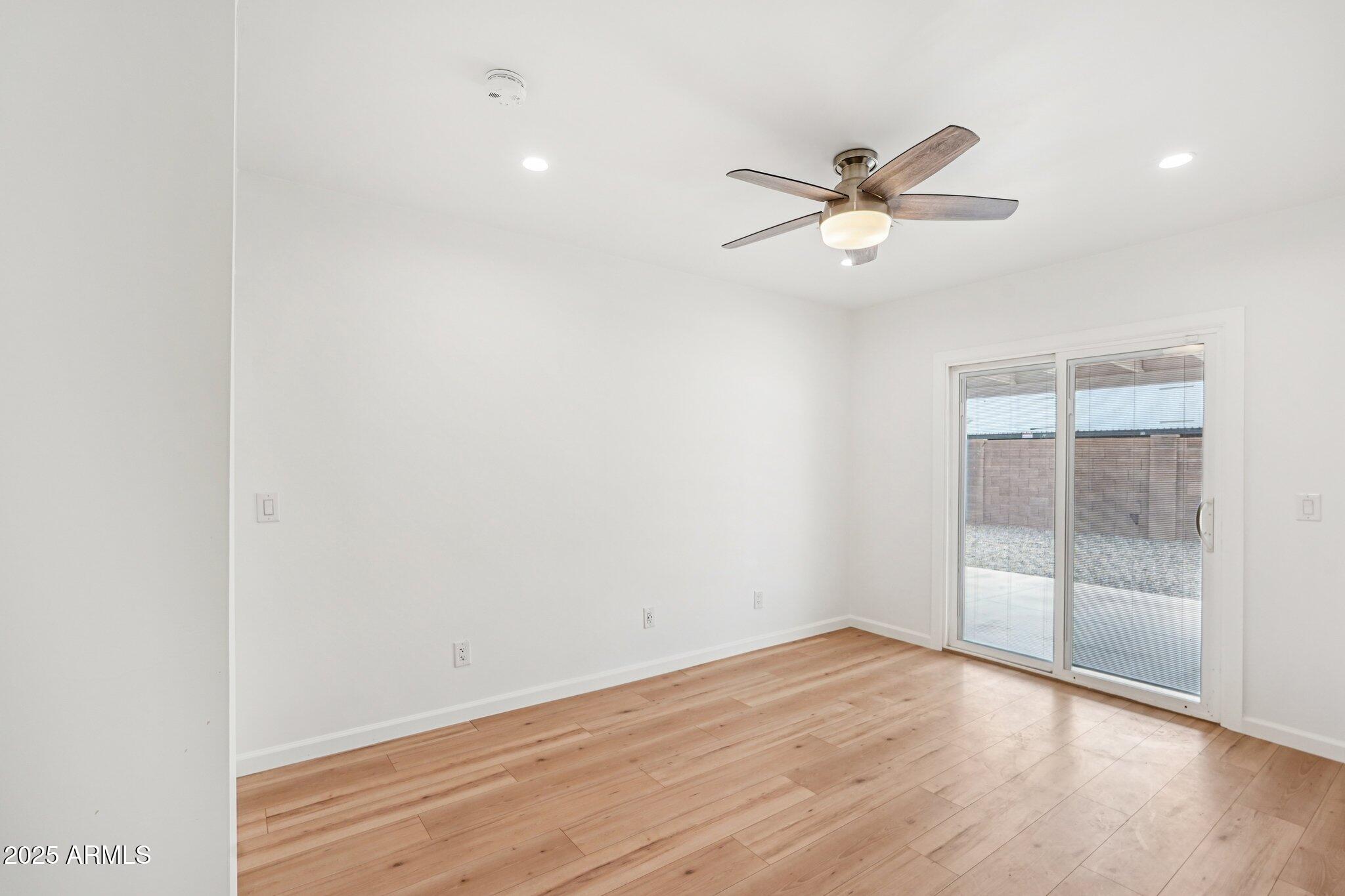 511 E CHEERY LYNN Road