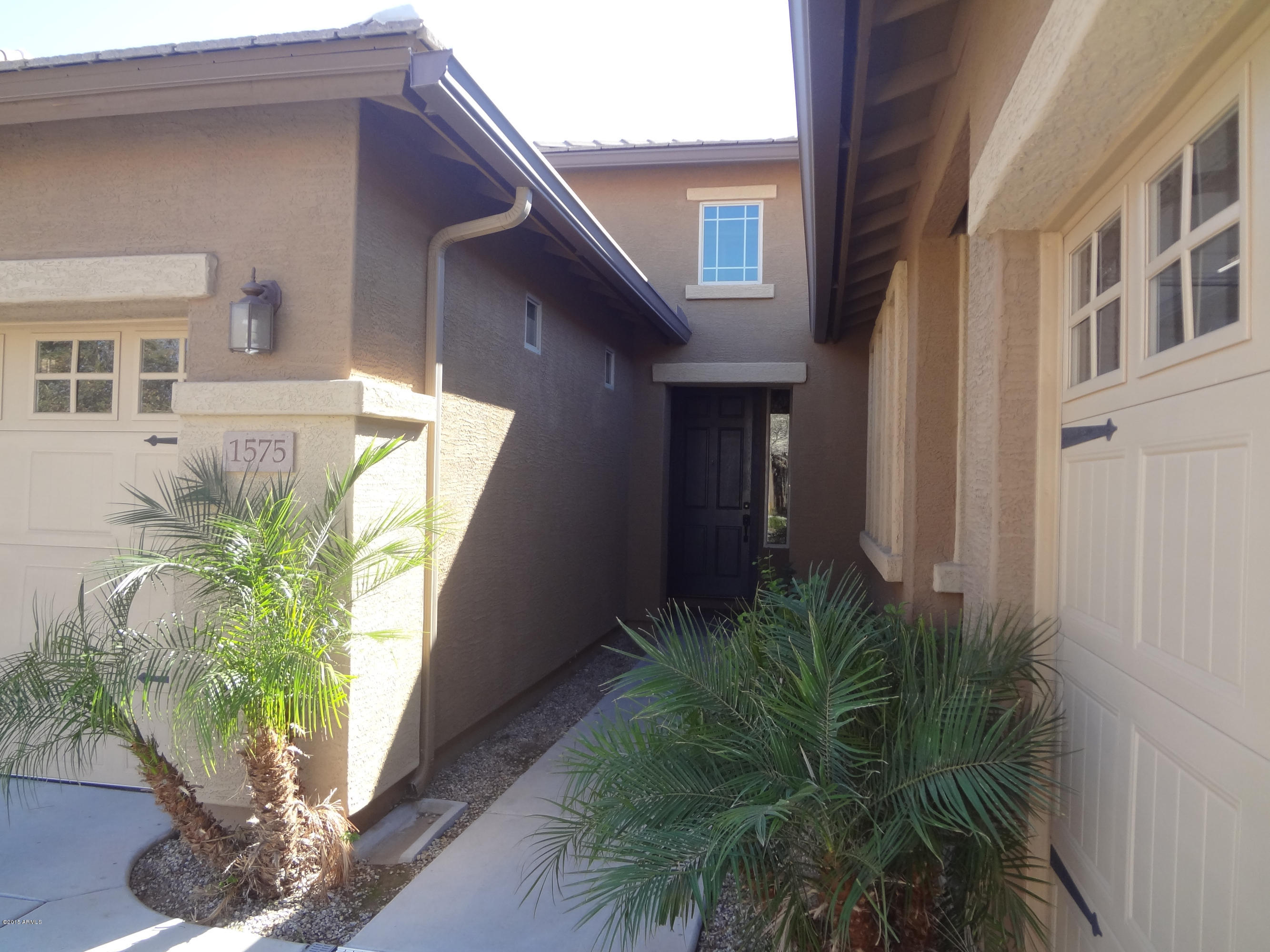 1575 W PELICAN Court