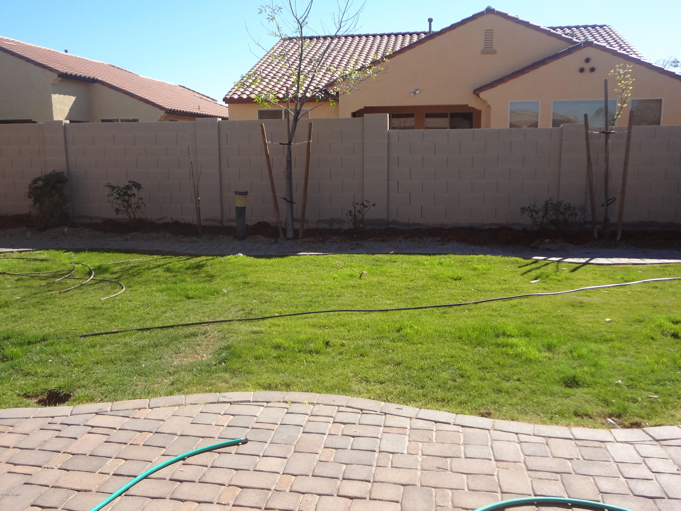 1575 W PELICAN Court