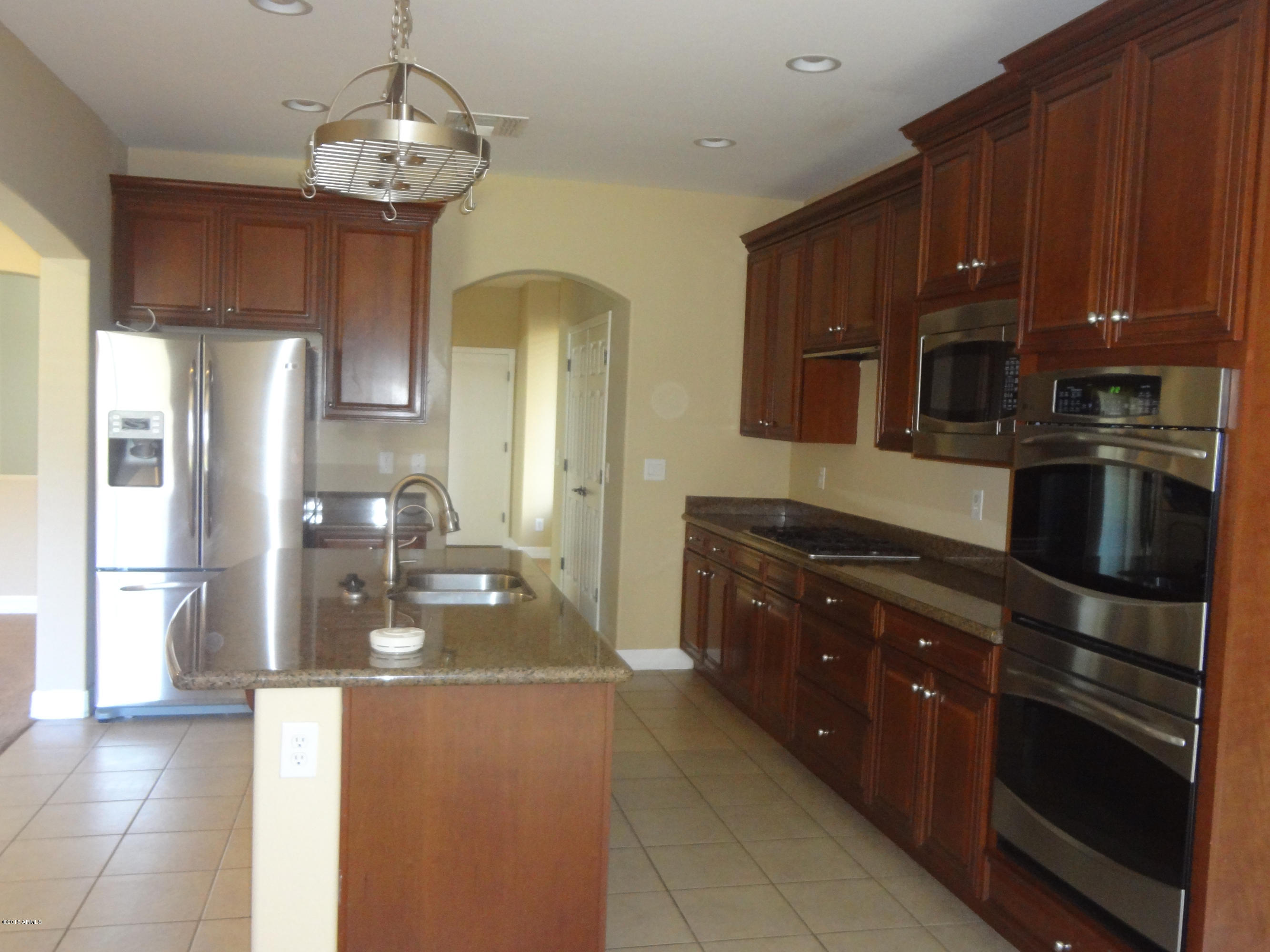 1575 W PELICAN Court