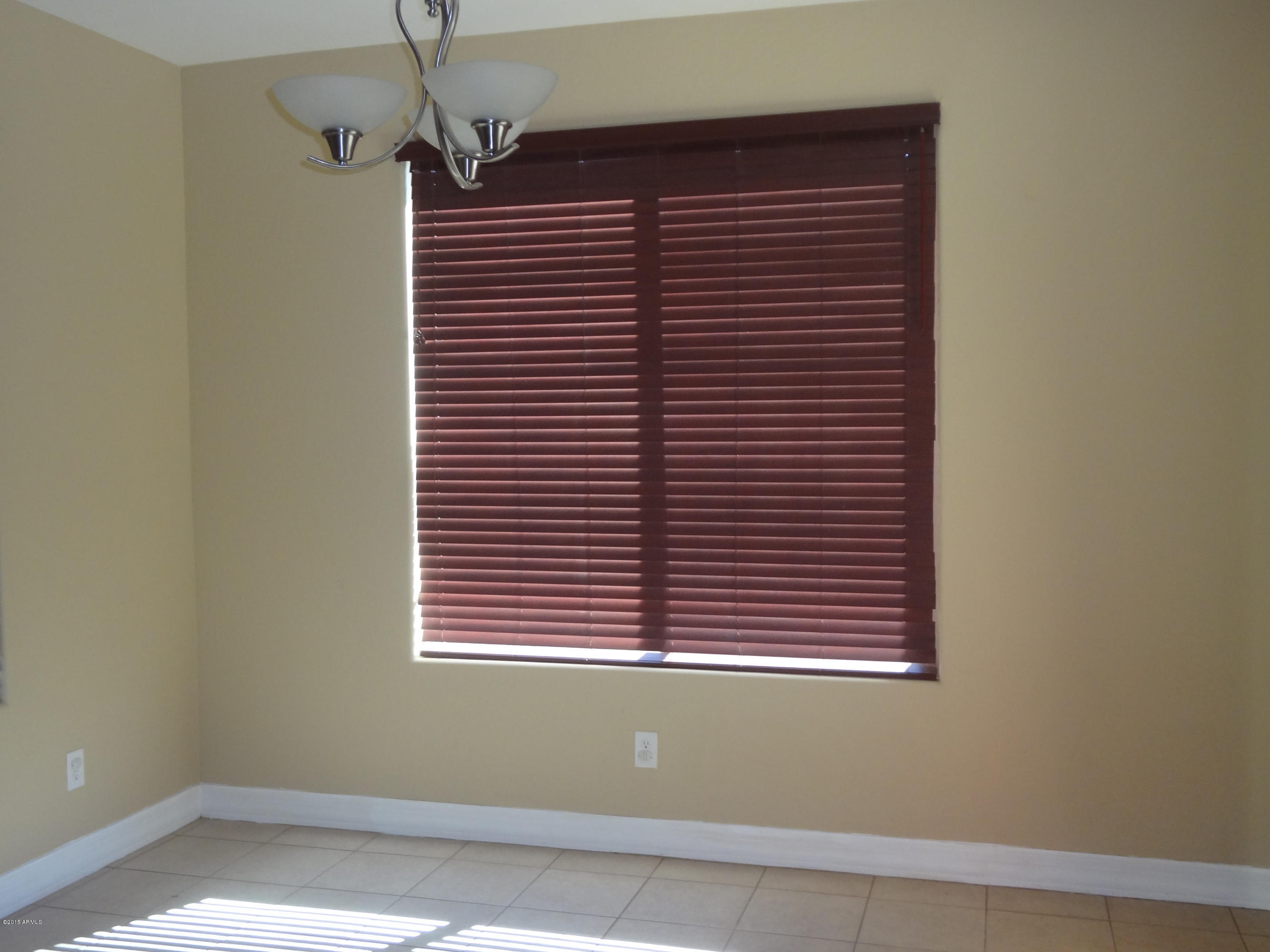 1575 W PELICAN Court