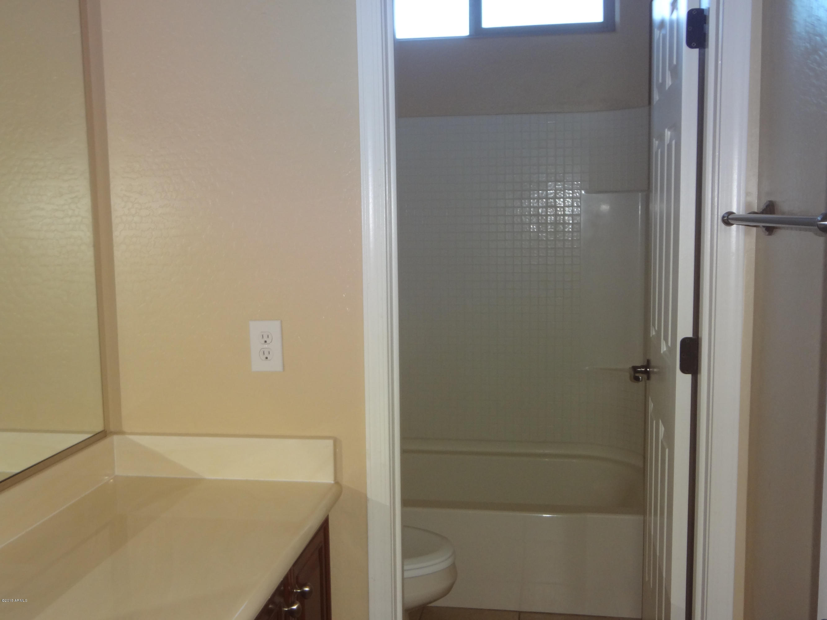 1575 W PELICAN Court