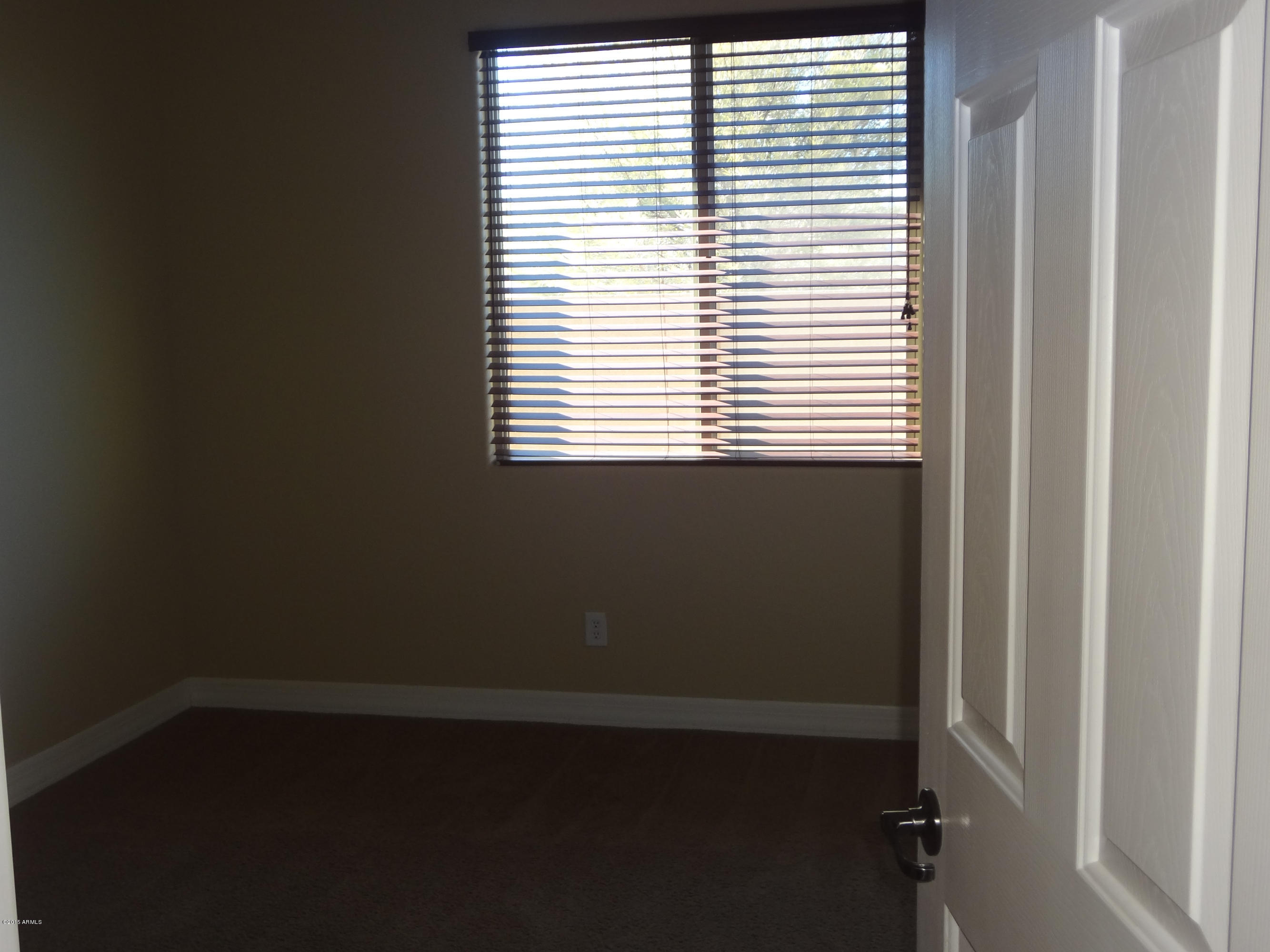 1575 W PELICAN Court