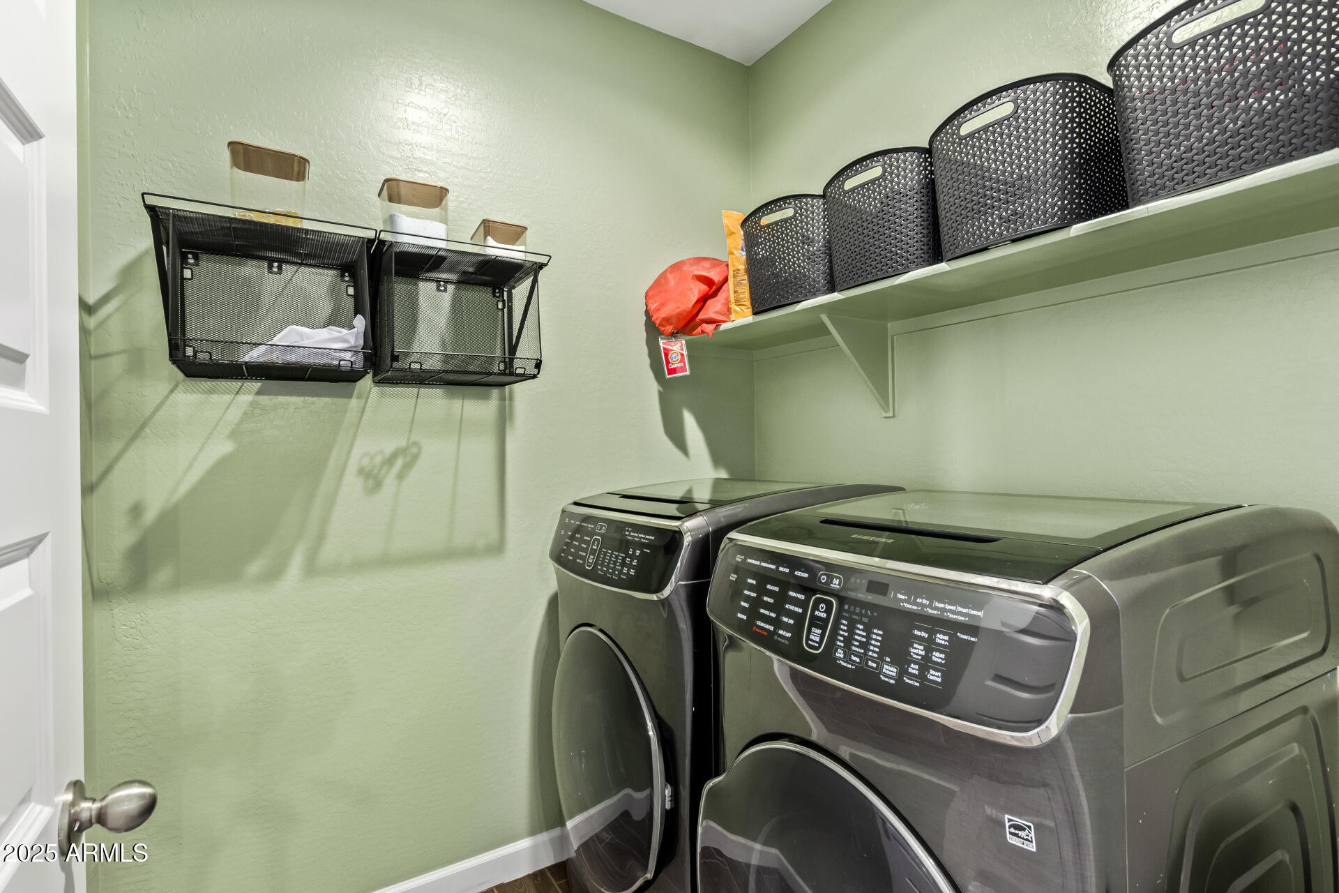 1228 W GLOUCESTER Road