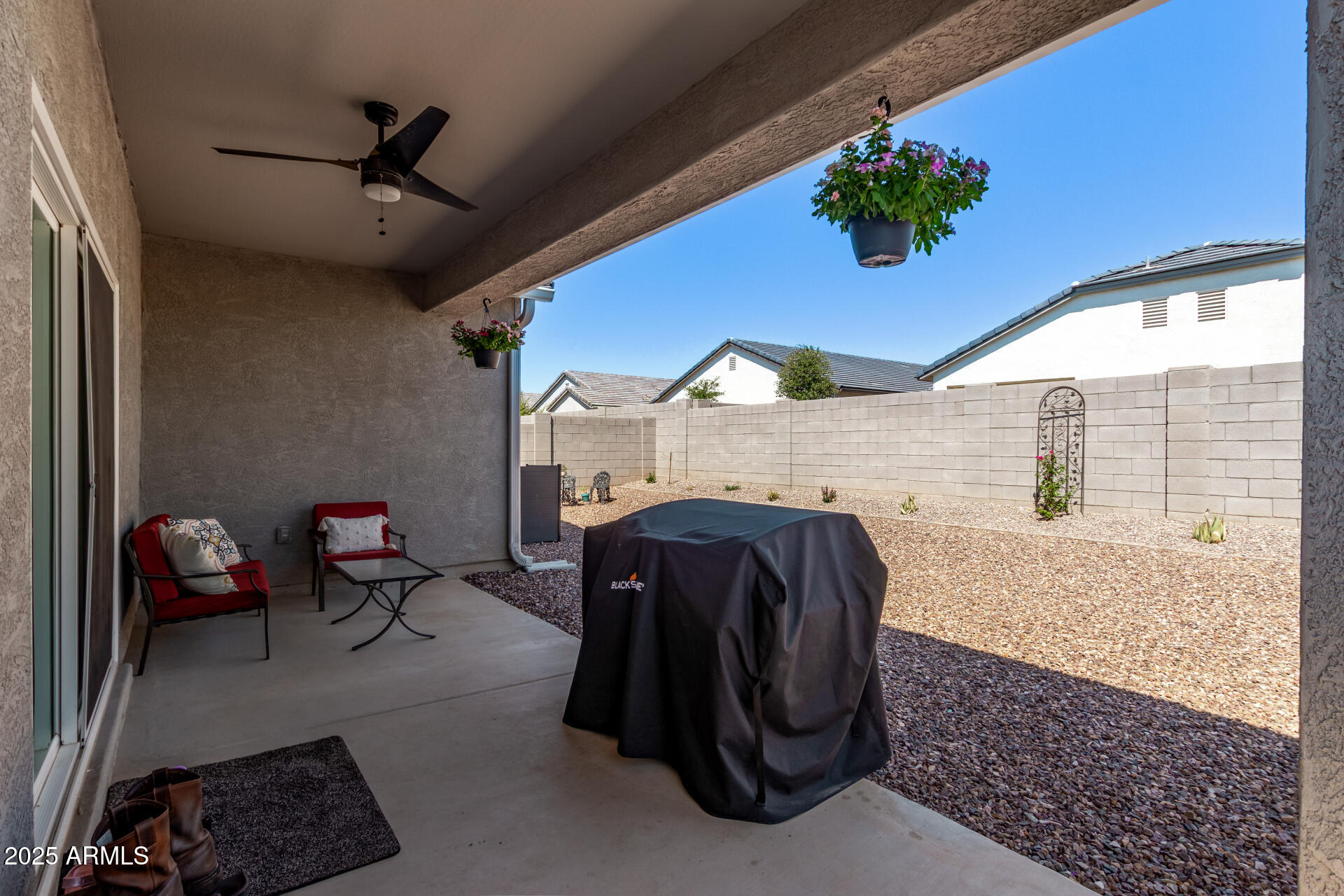 1228 W GLOUCESTER Road