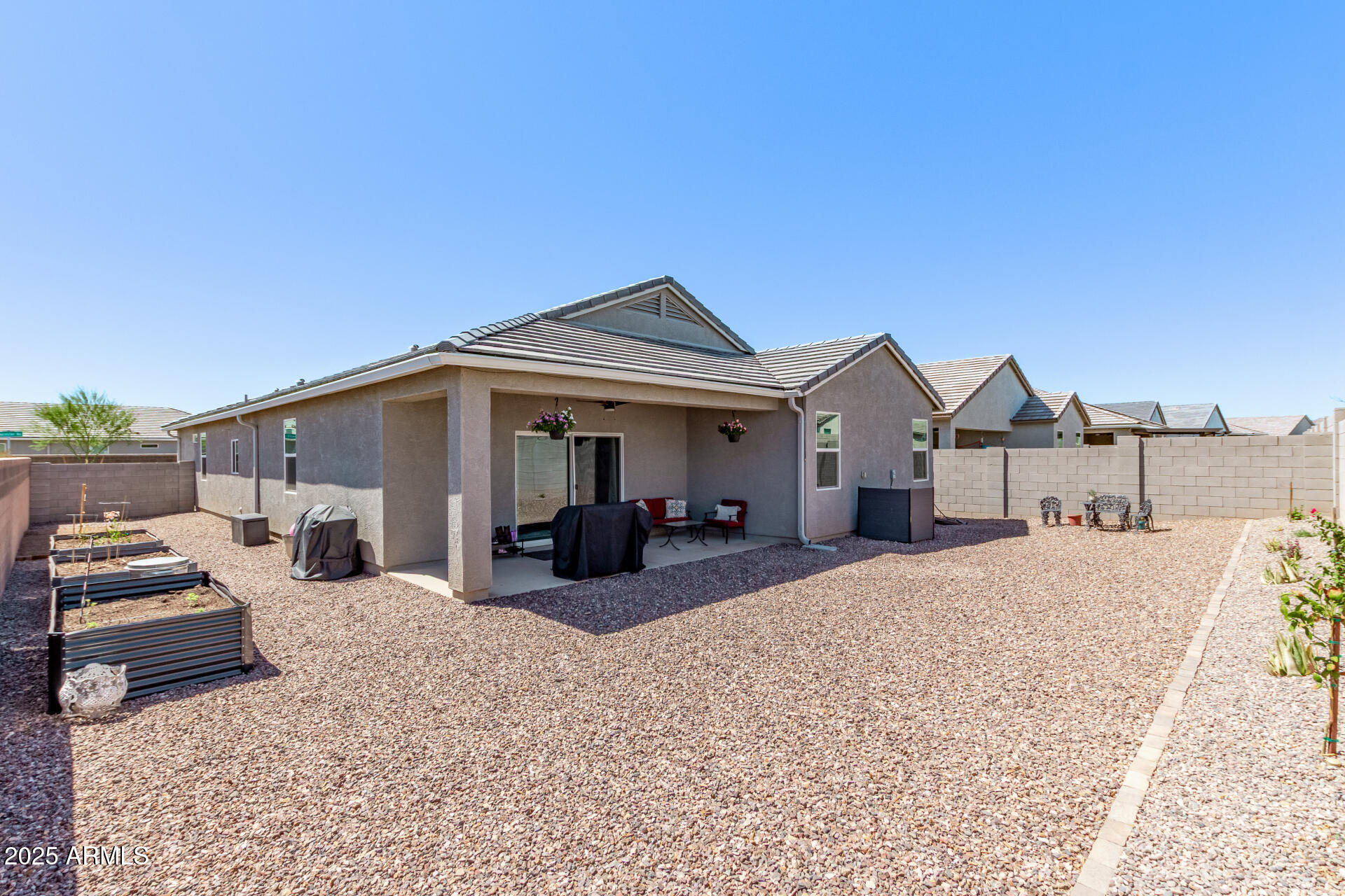 1228 W GLOUCESTER Road