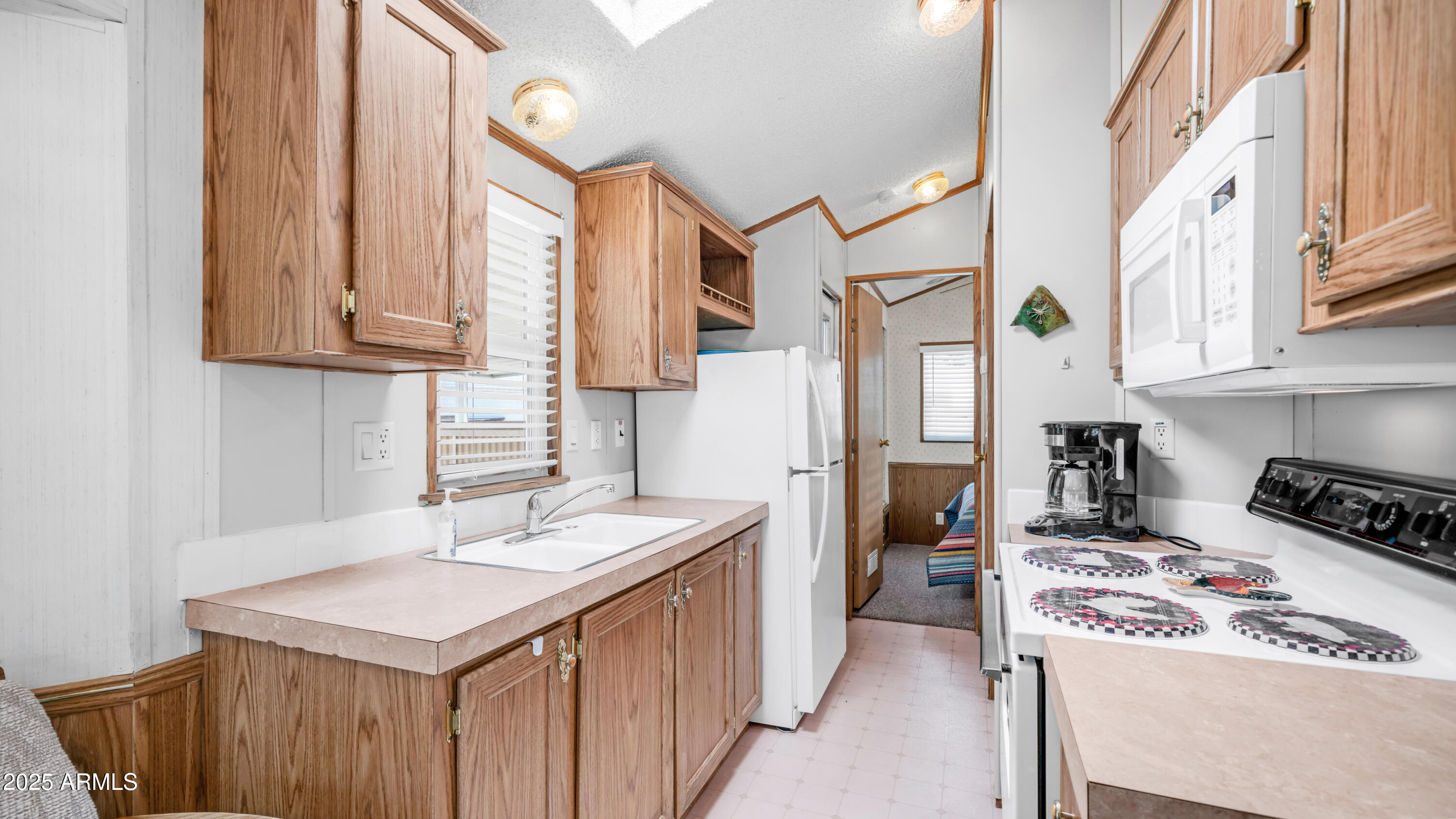 579 JASPAR Drive, 579