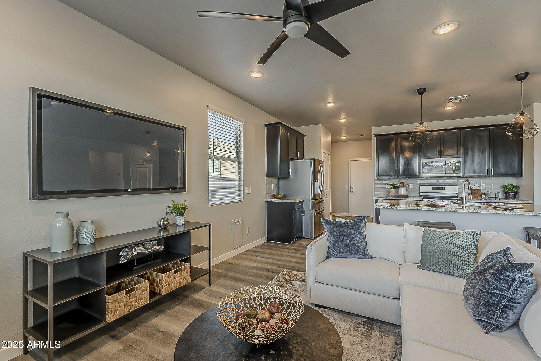 12450 W ORANGEWOOD Avenue