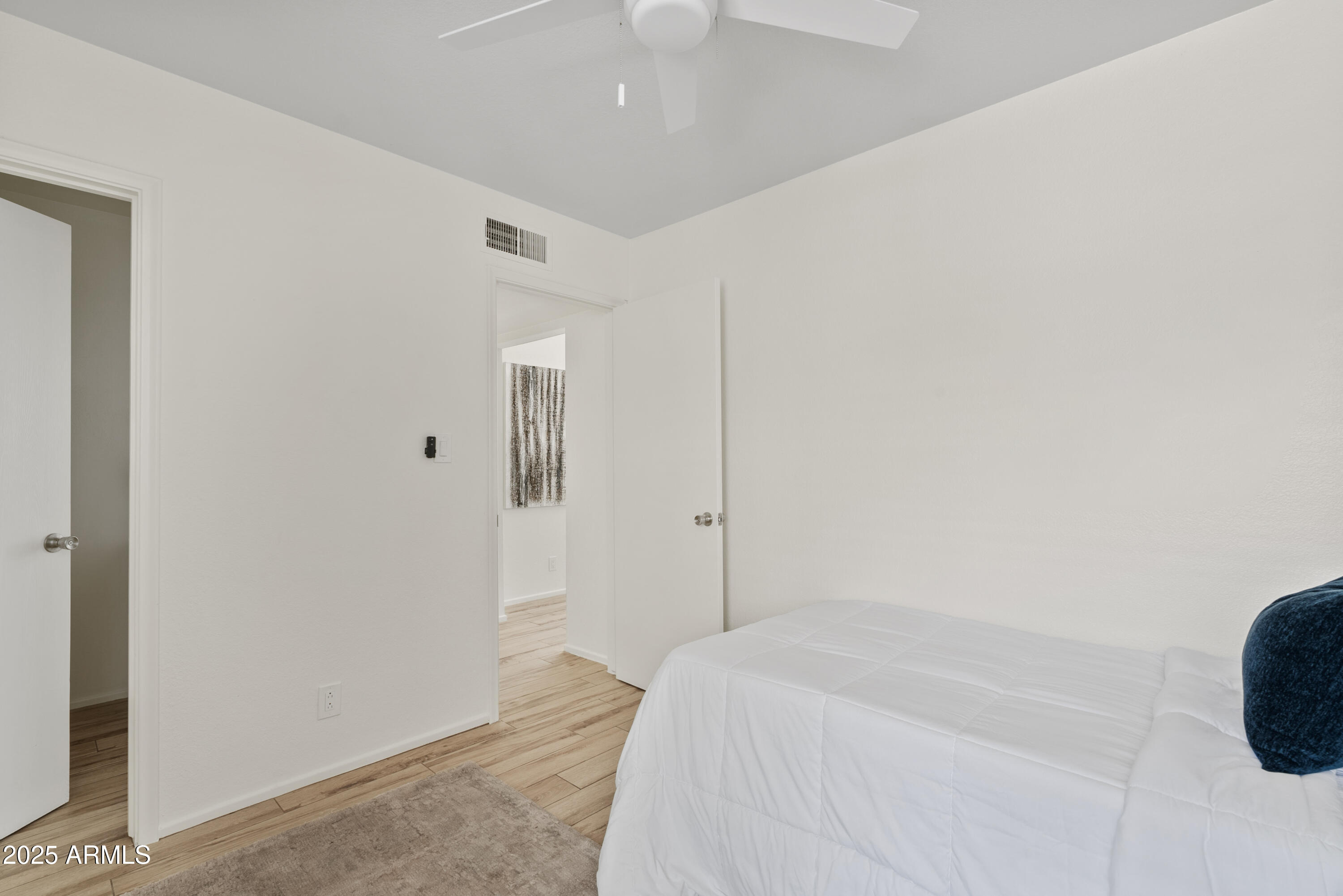 6415 S Kenneth Place, A