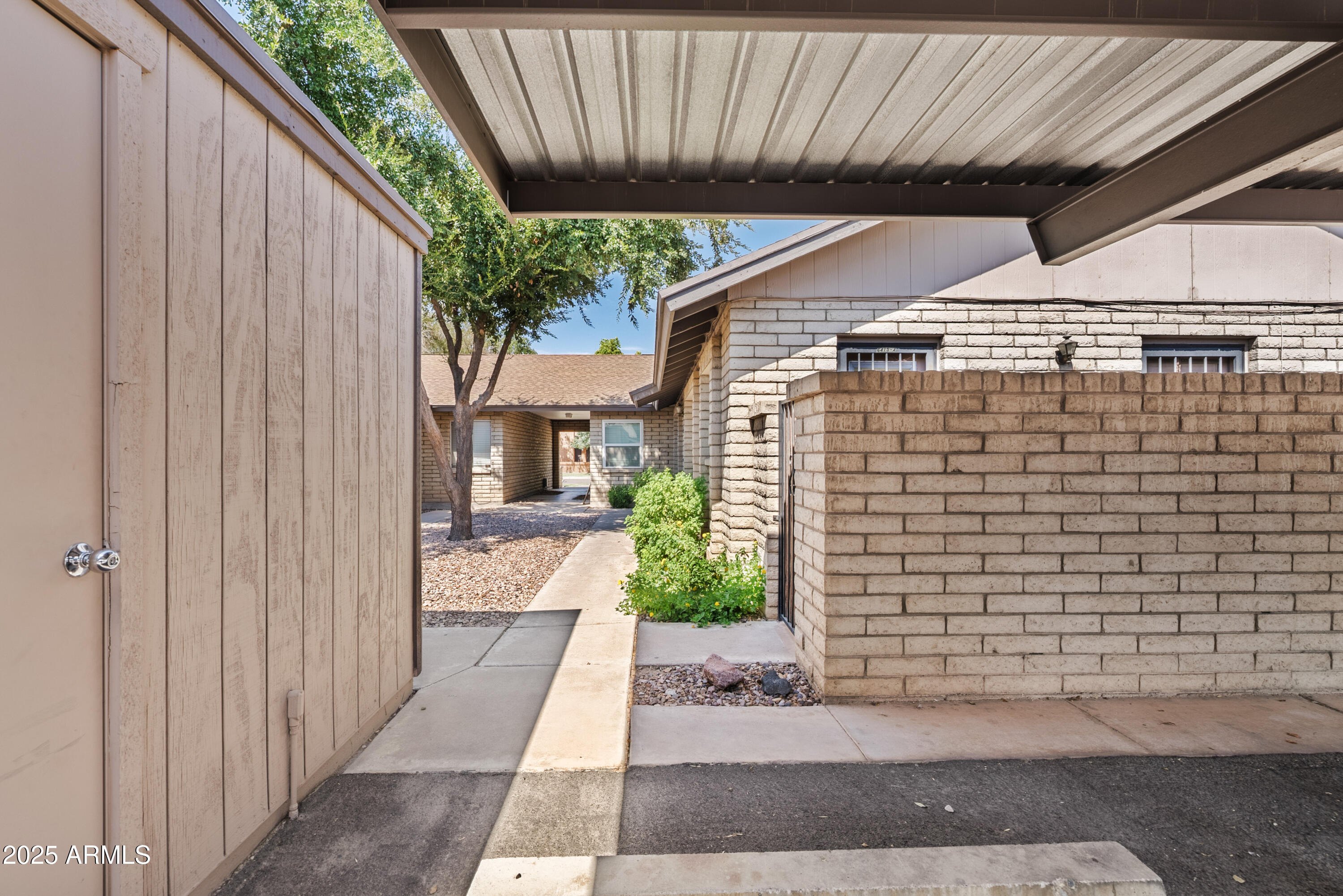 6415 S Kenneth Place, A