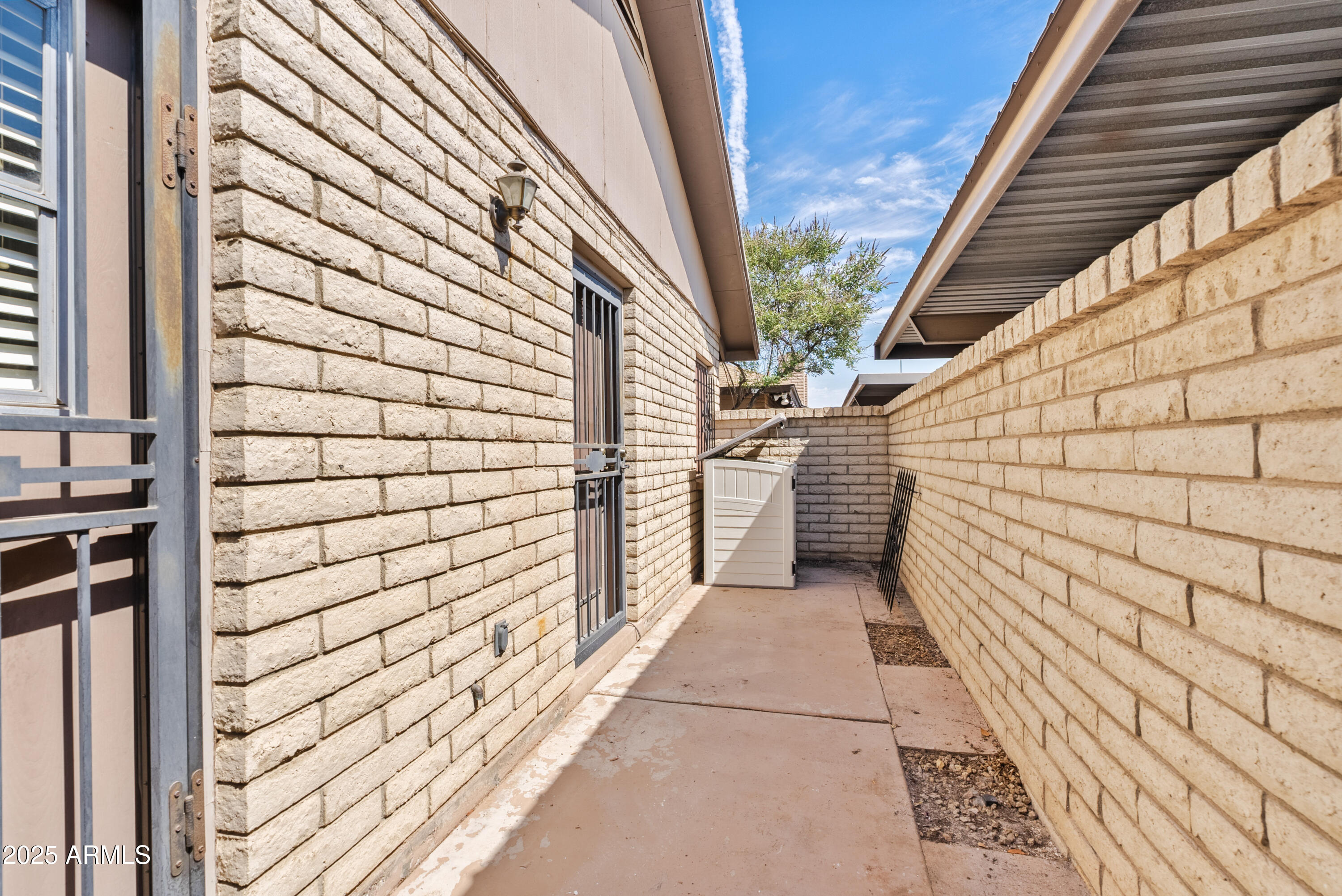 6415 S Kenneth Place, A