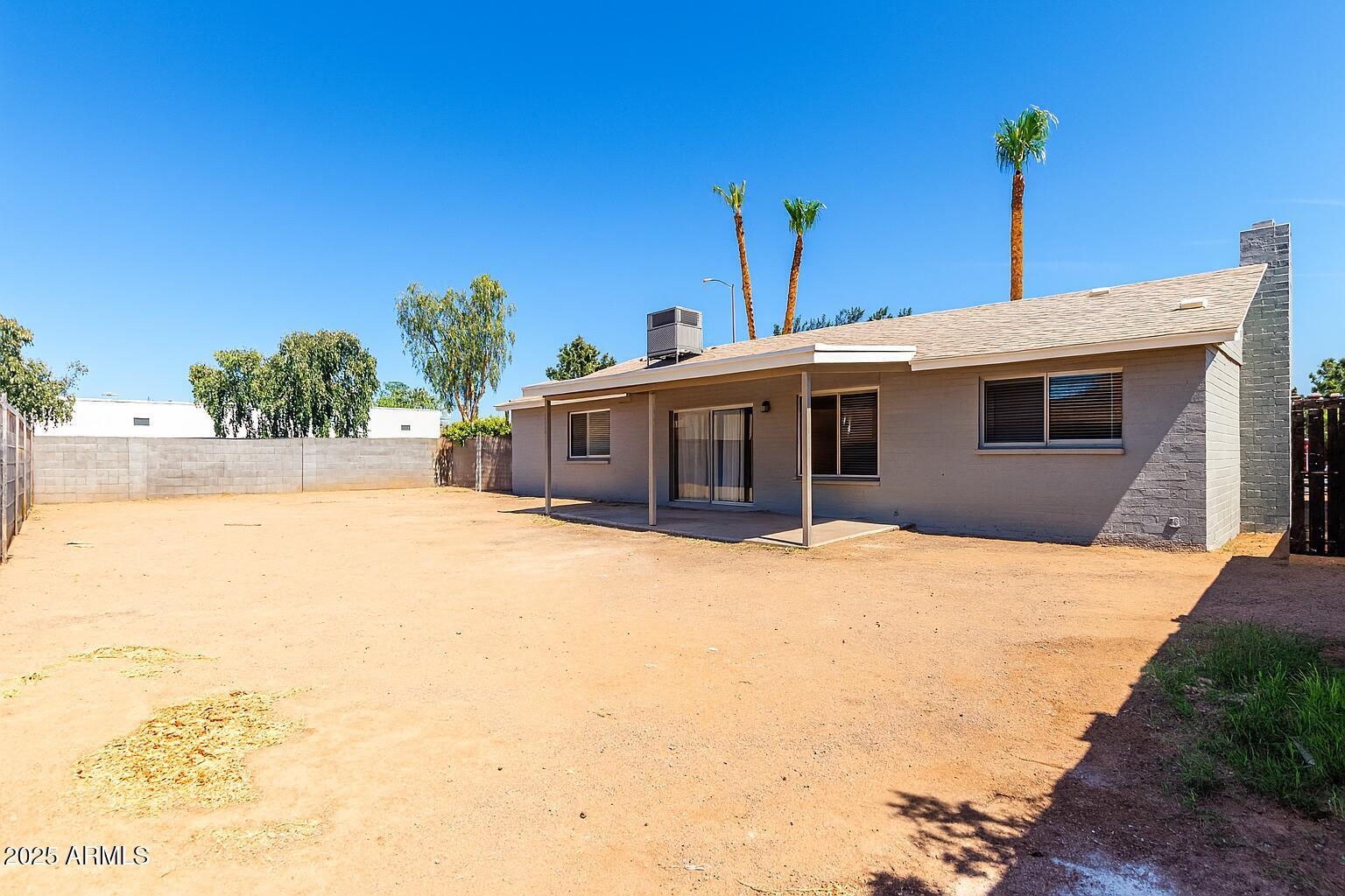 2205 E Garnet Avenue