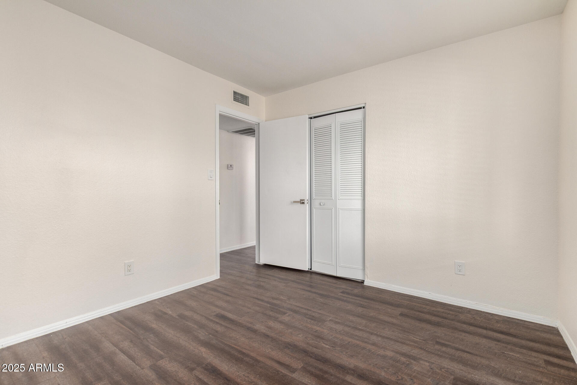 2205 E Garnet Avenue