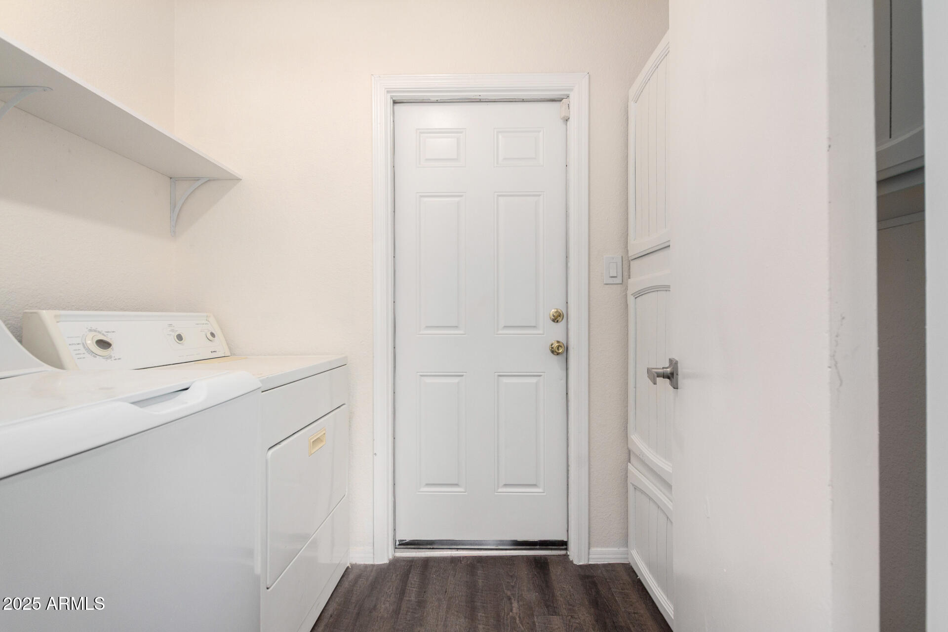 2205 E Garnet Avenue