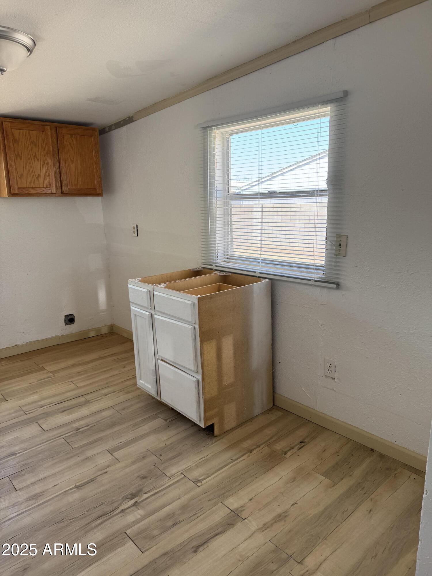 595 W Coolidge Avenue