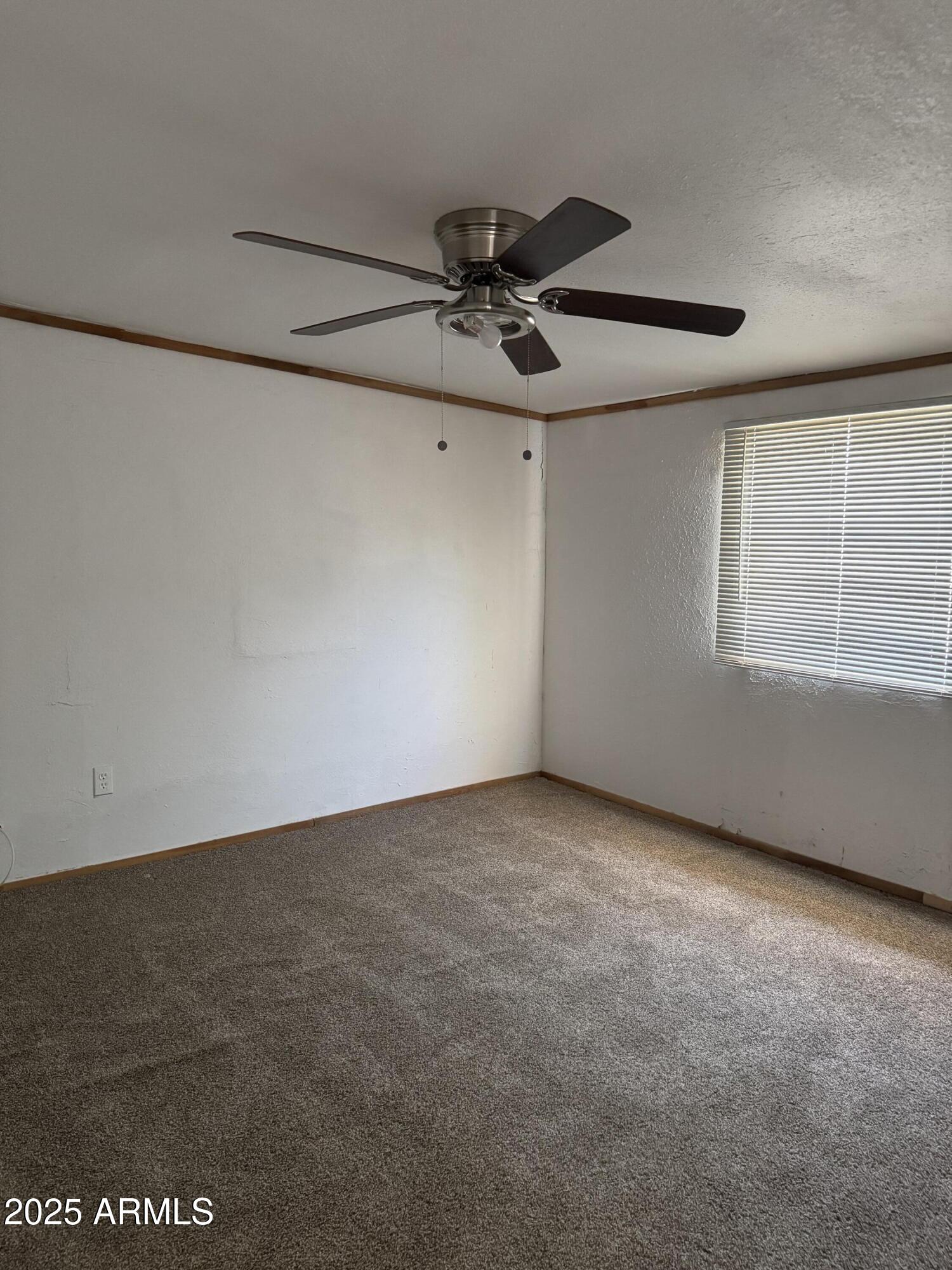 595 W Coolidge Avenue