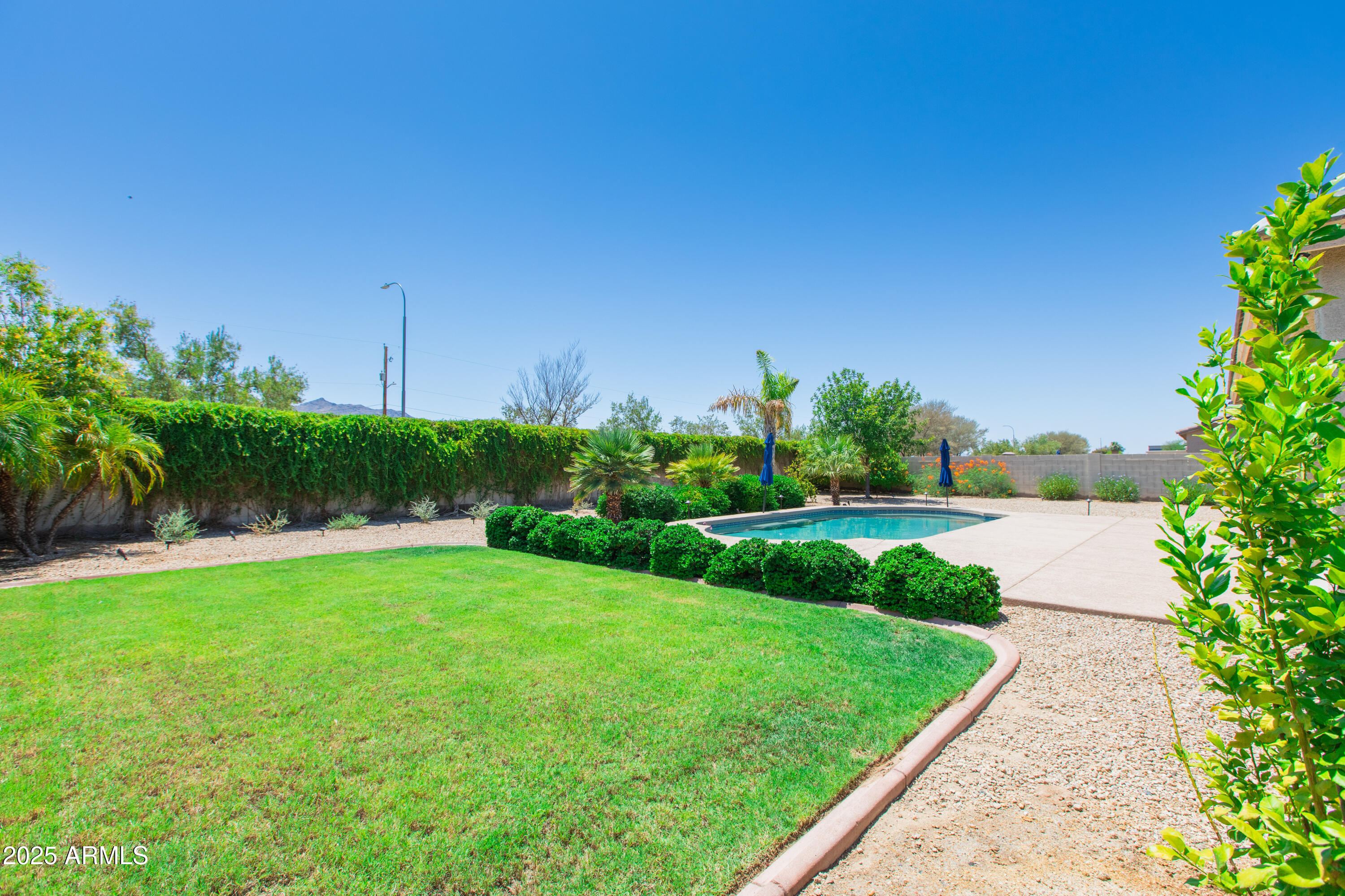 2315 W MAGDALENA Lane