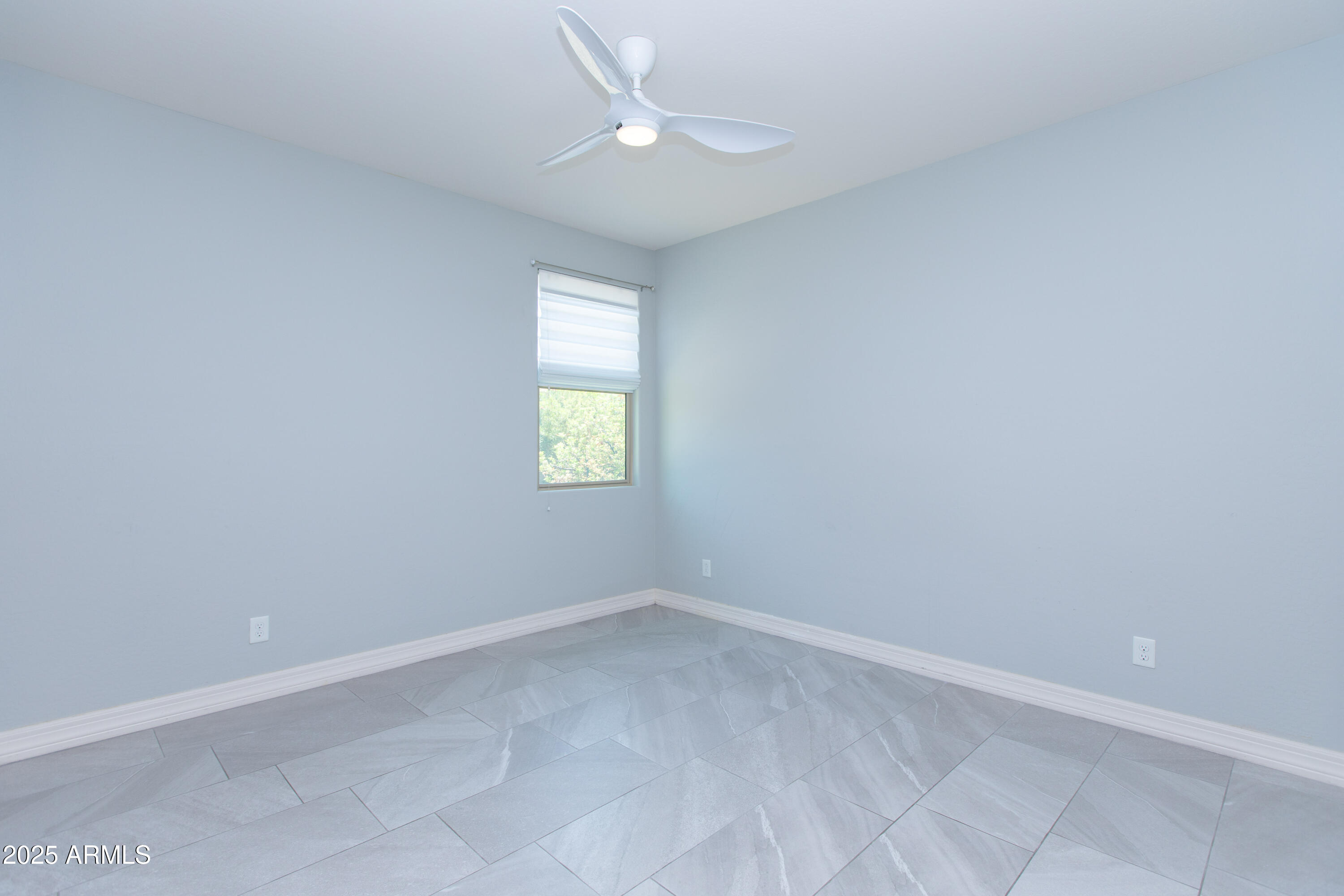 2315 W MAGDALENA Lane