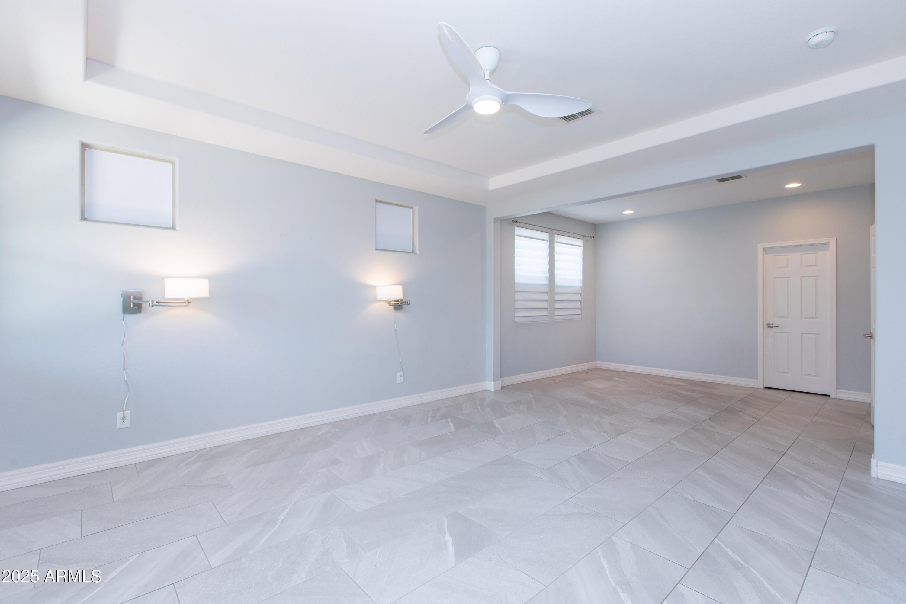 2315 W MAGDALENA Lane