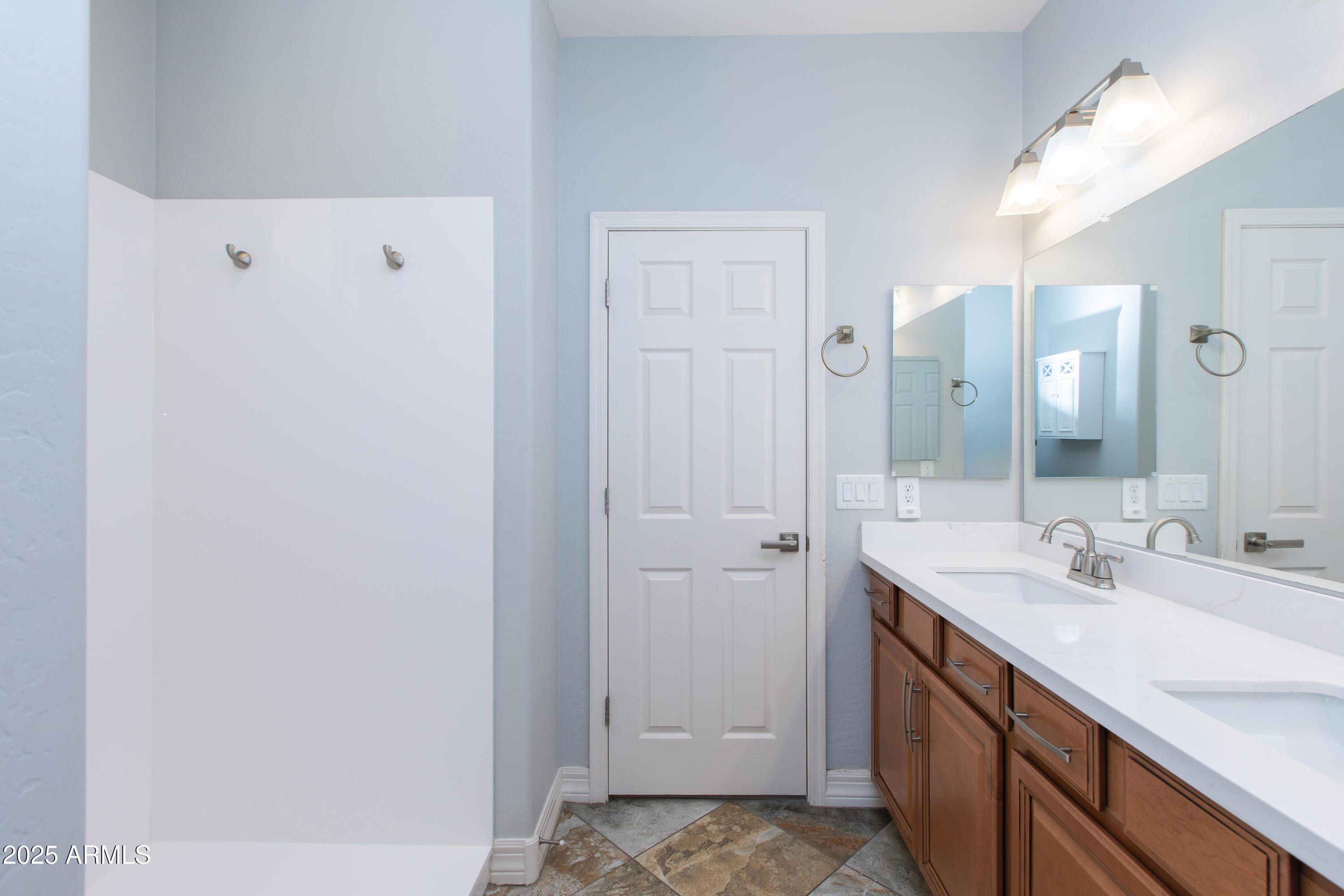 2315 W MAGDALENA Lane