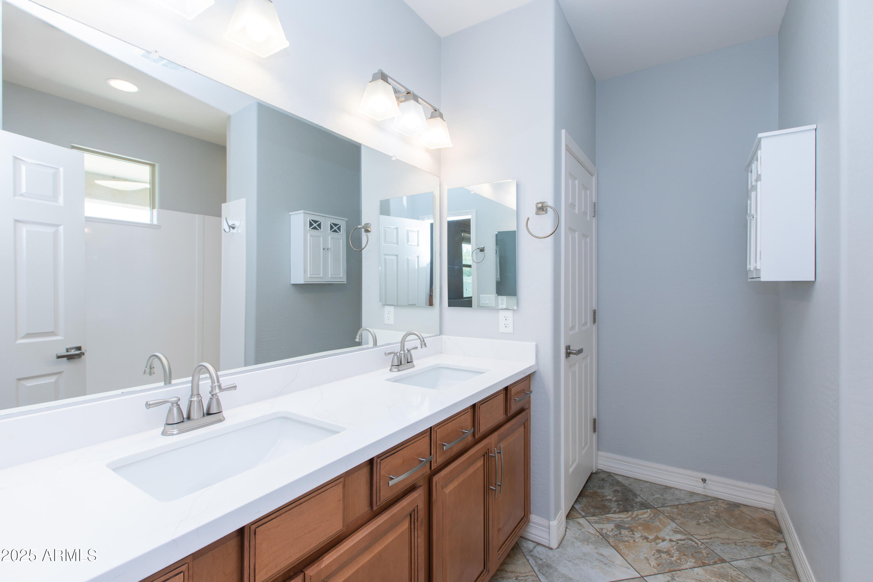 2315 W MAGDALENA Lane