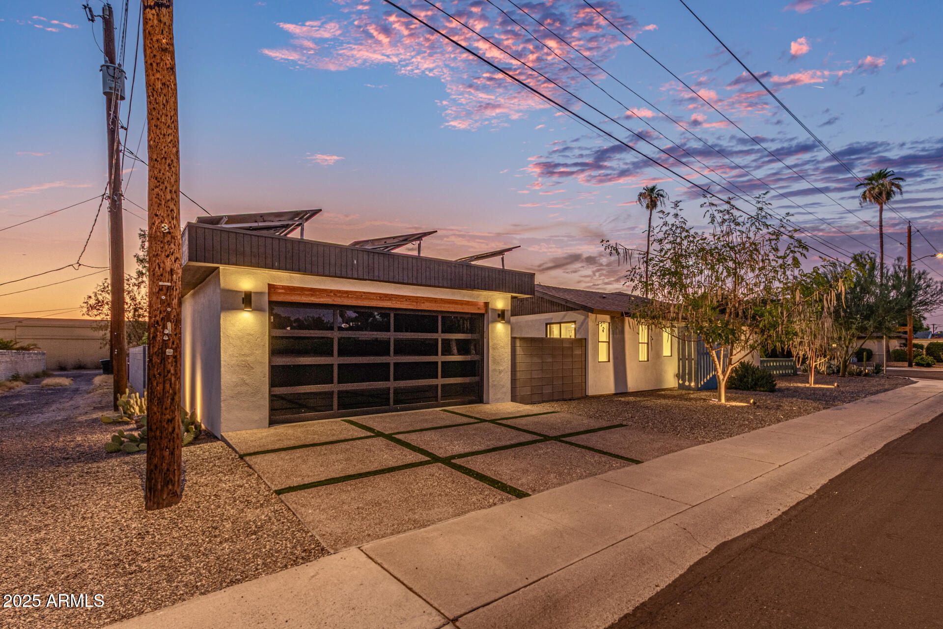 1745 E SAN JUAN Avenue