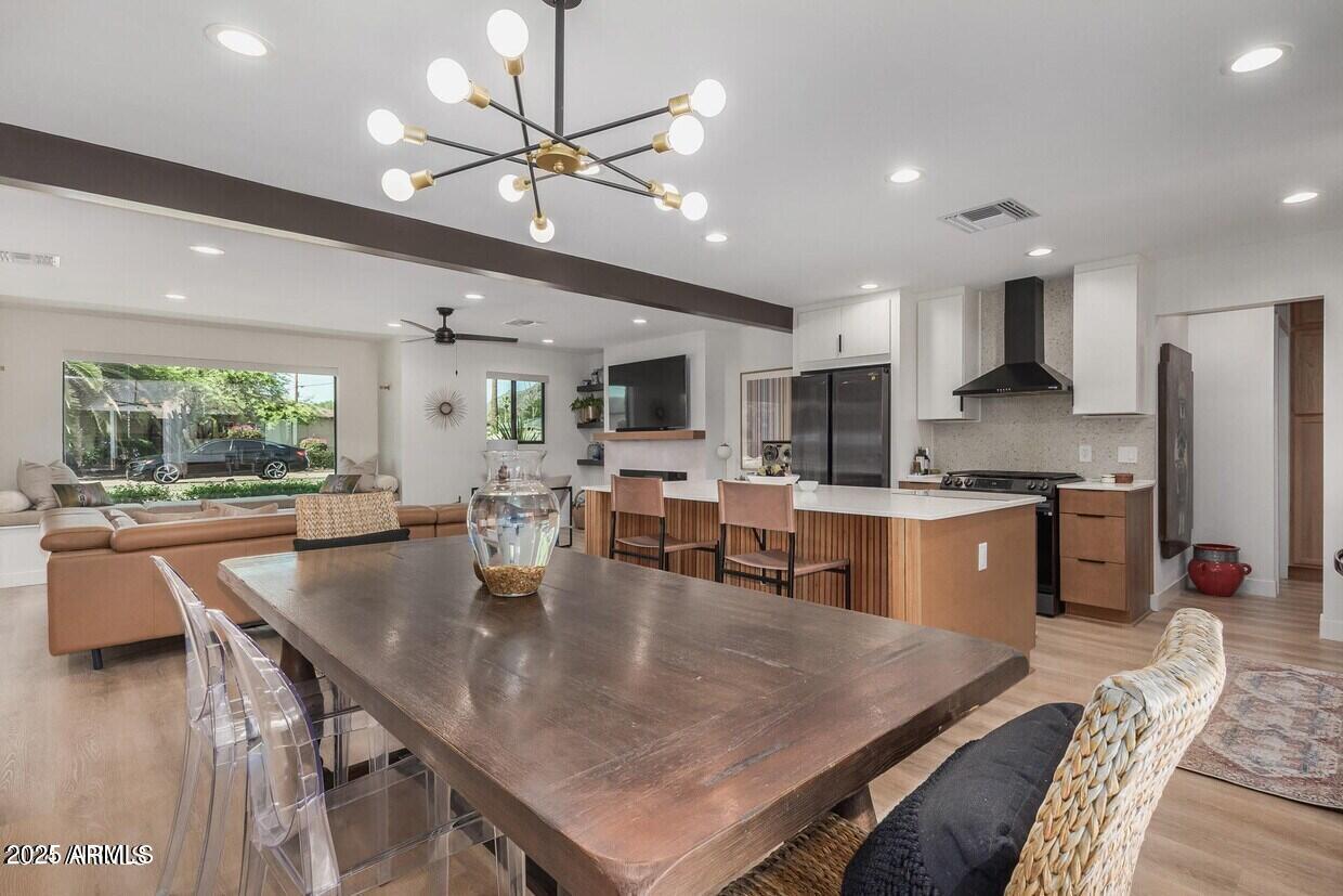 1745 E SAN JUAN Avenue