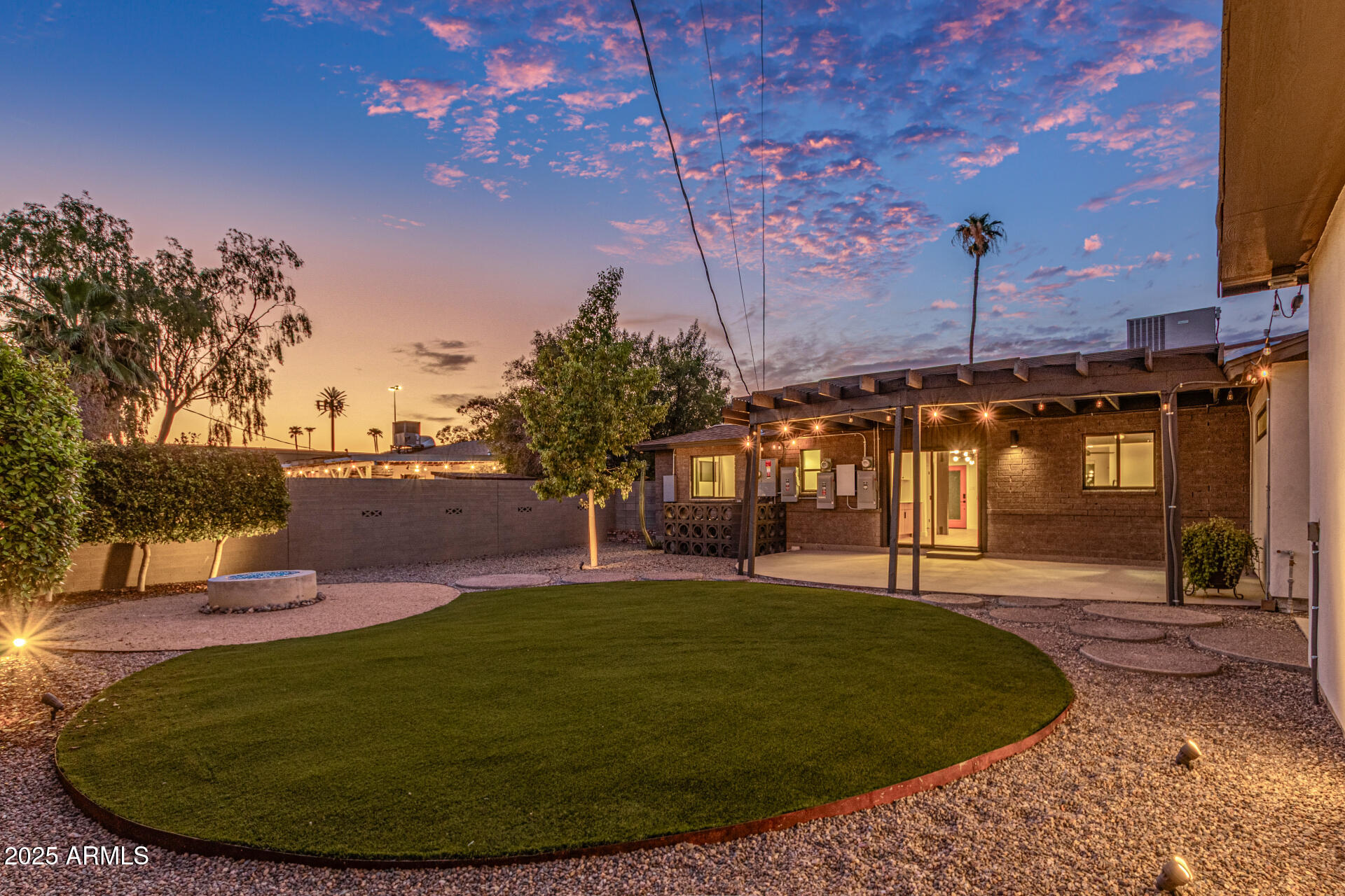 1745 E SAN JUAN Avenue