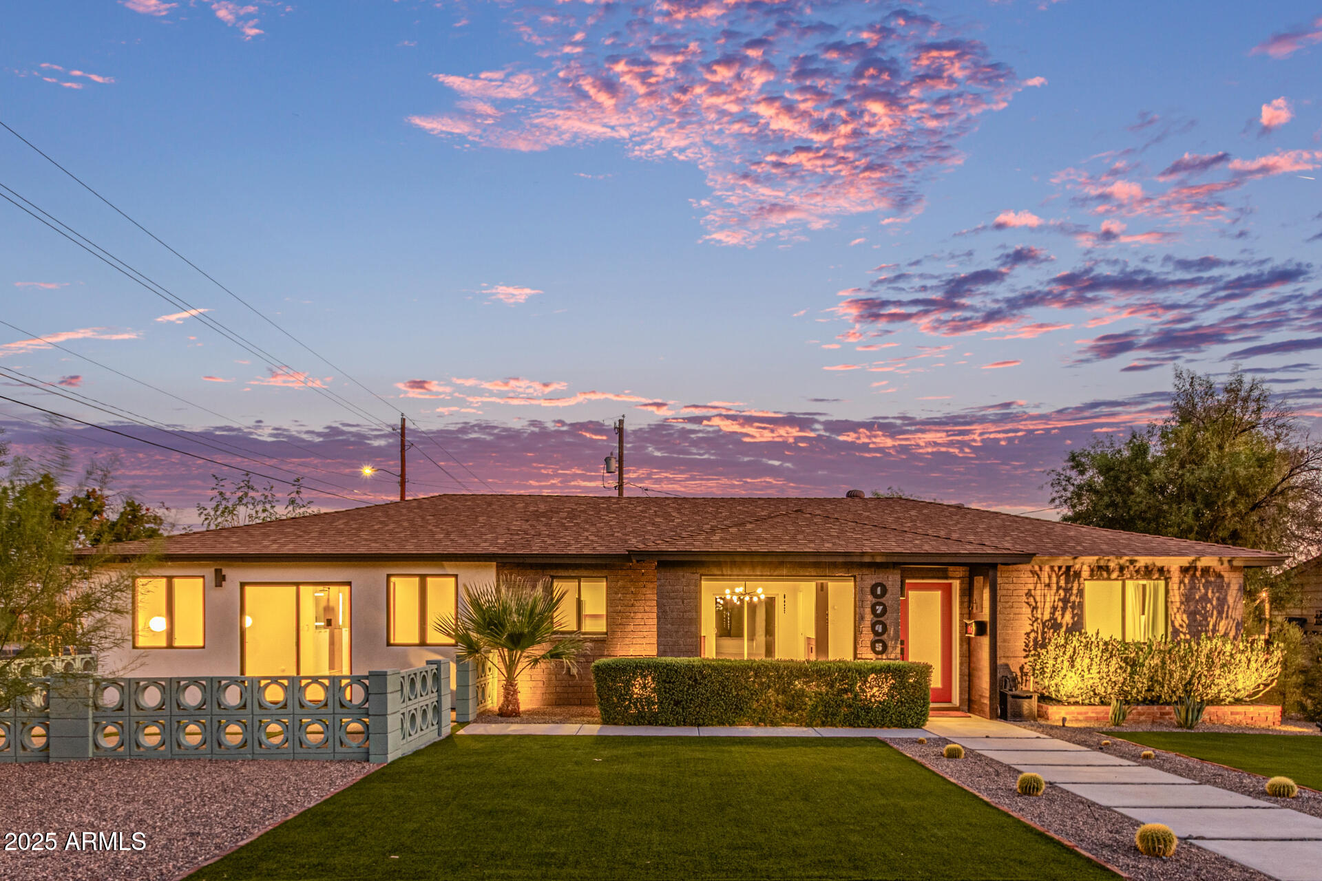 1745 E SAN JUAN Avenue