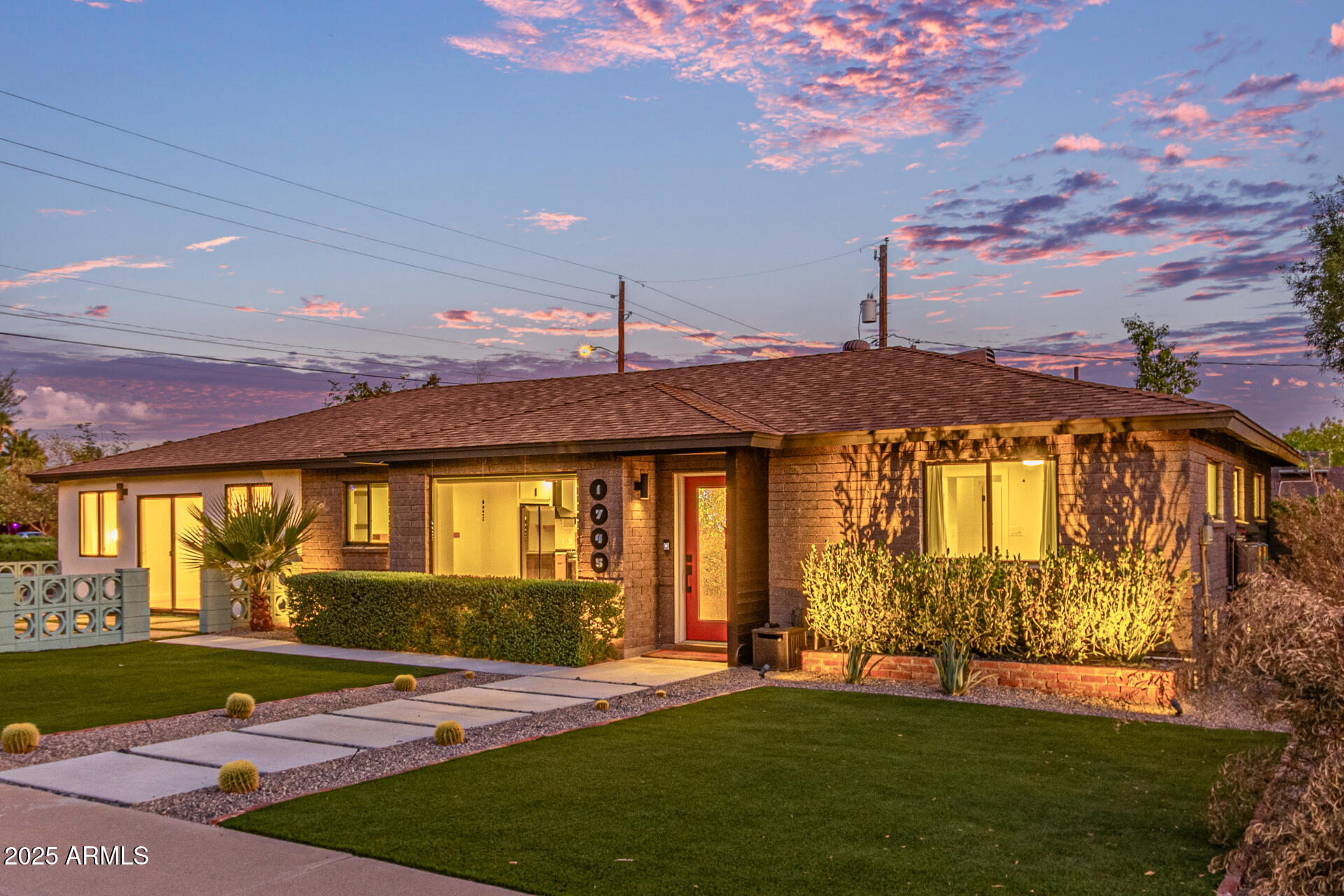 1745 E SAN JUAN Avenue