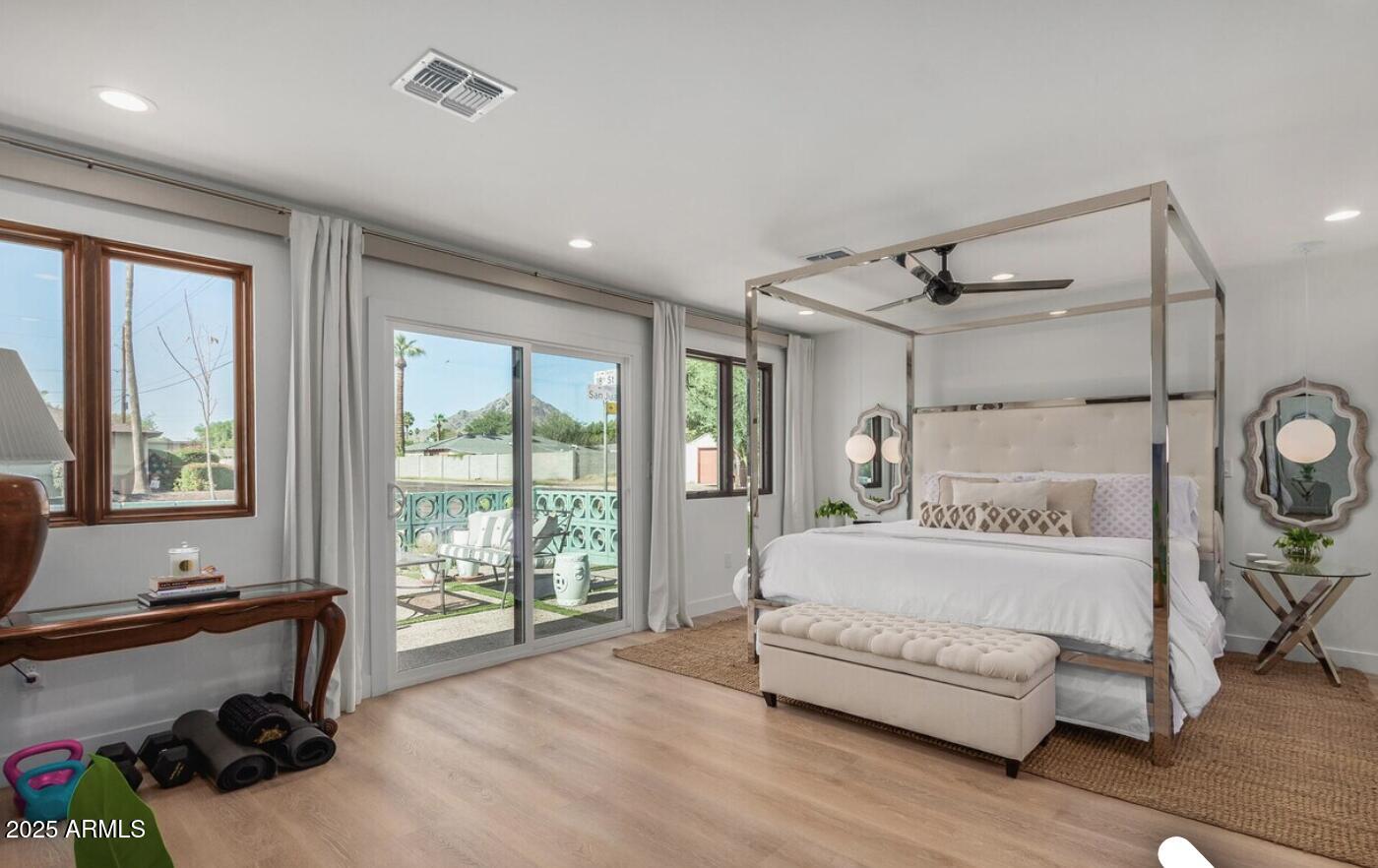 1745 E SAN JUAN Avenue