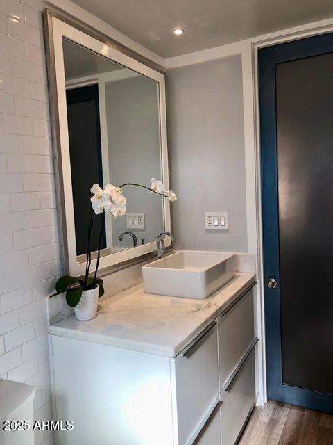 4401 N 12TH Street, 121