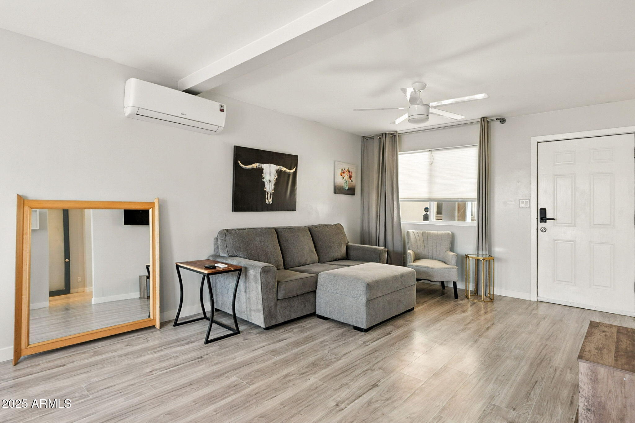 4401 N 12TH Street, 121