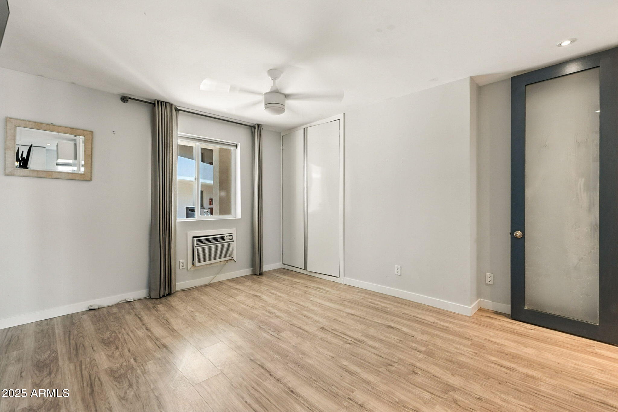 4401 N 12TH Street, 121