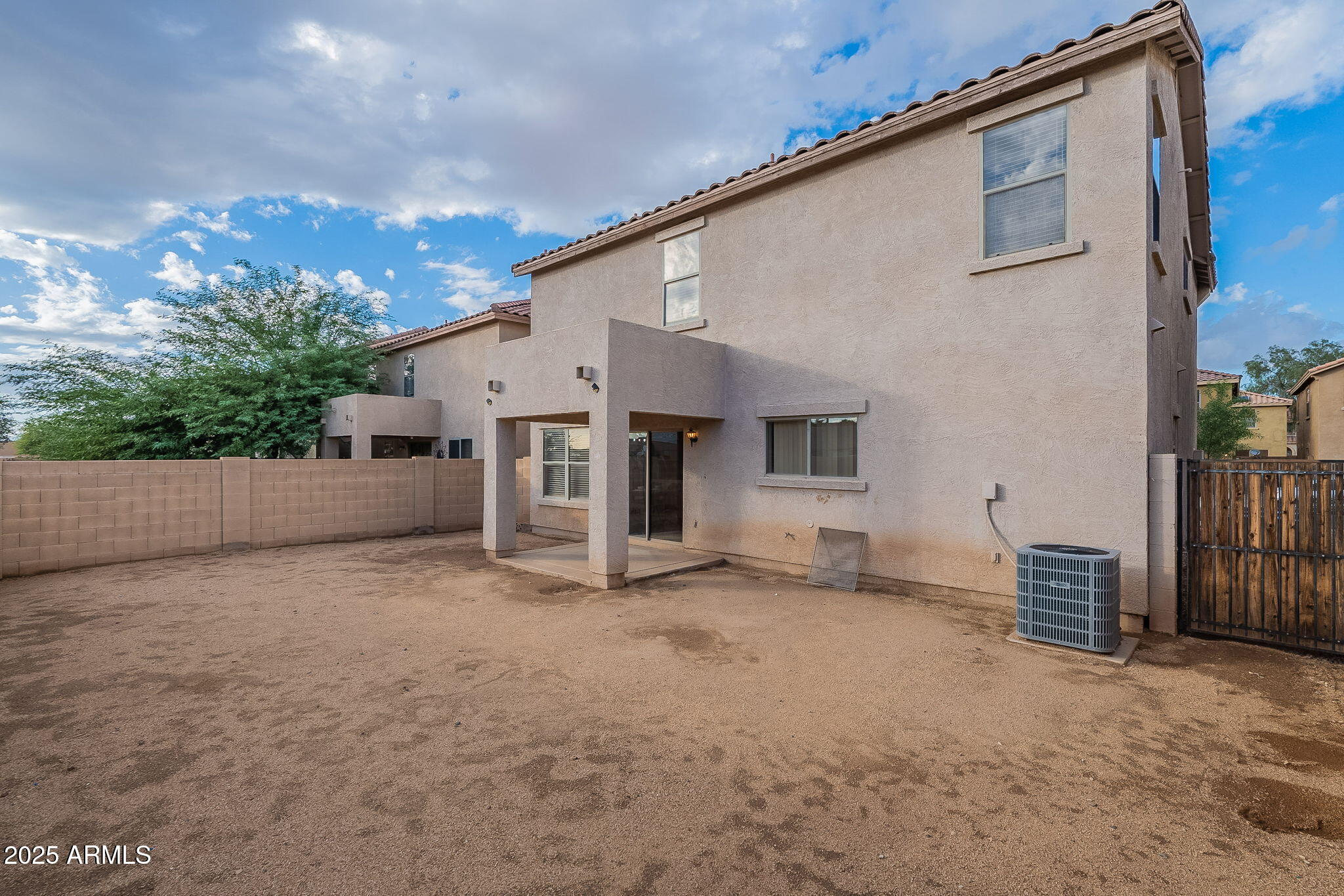 9423 W Sheridan Street