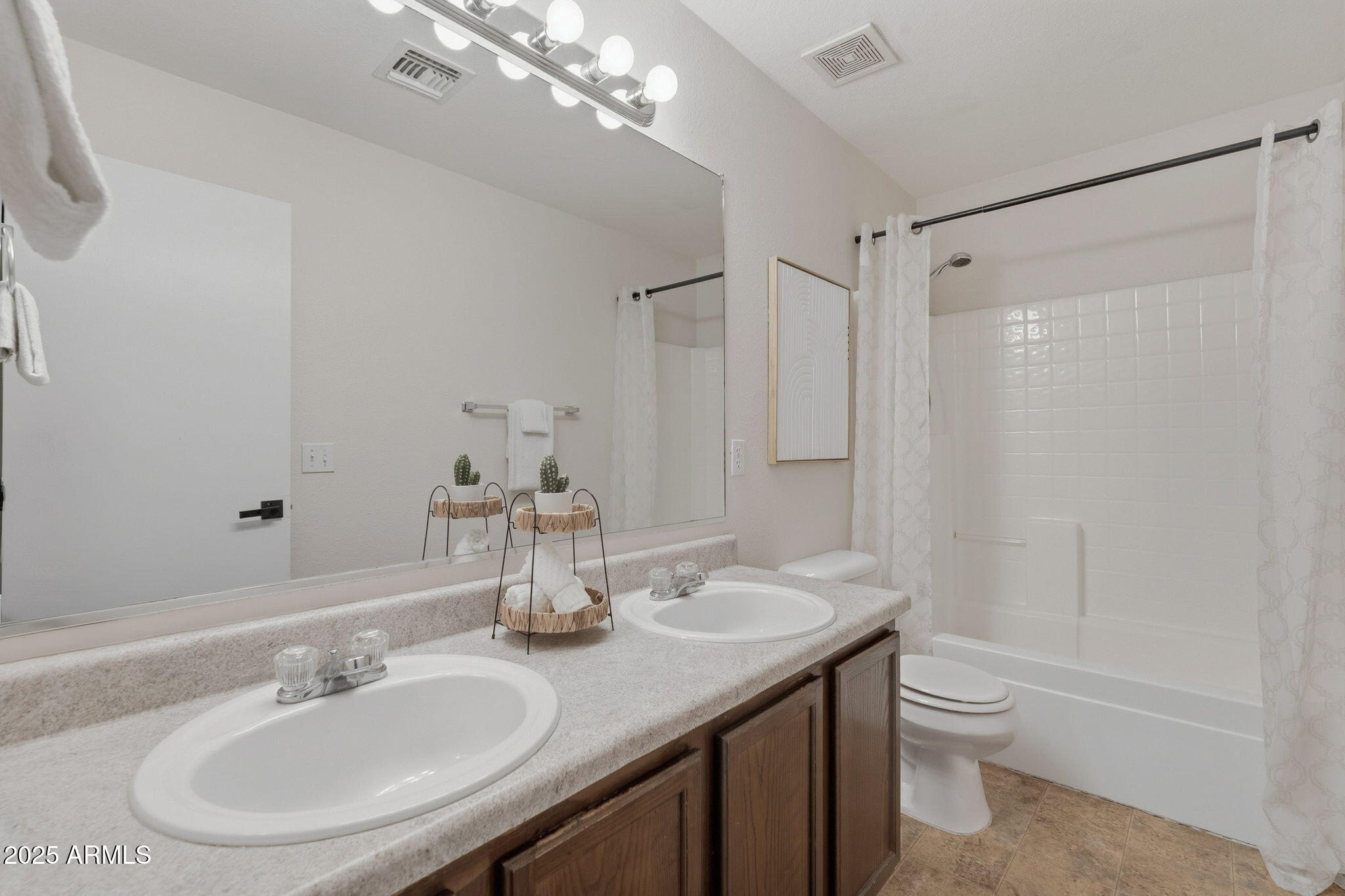 9423 W Sheridan Street