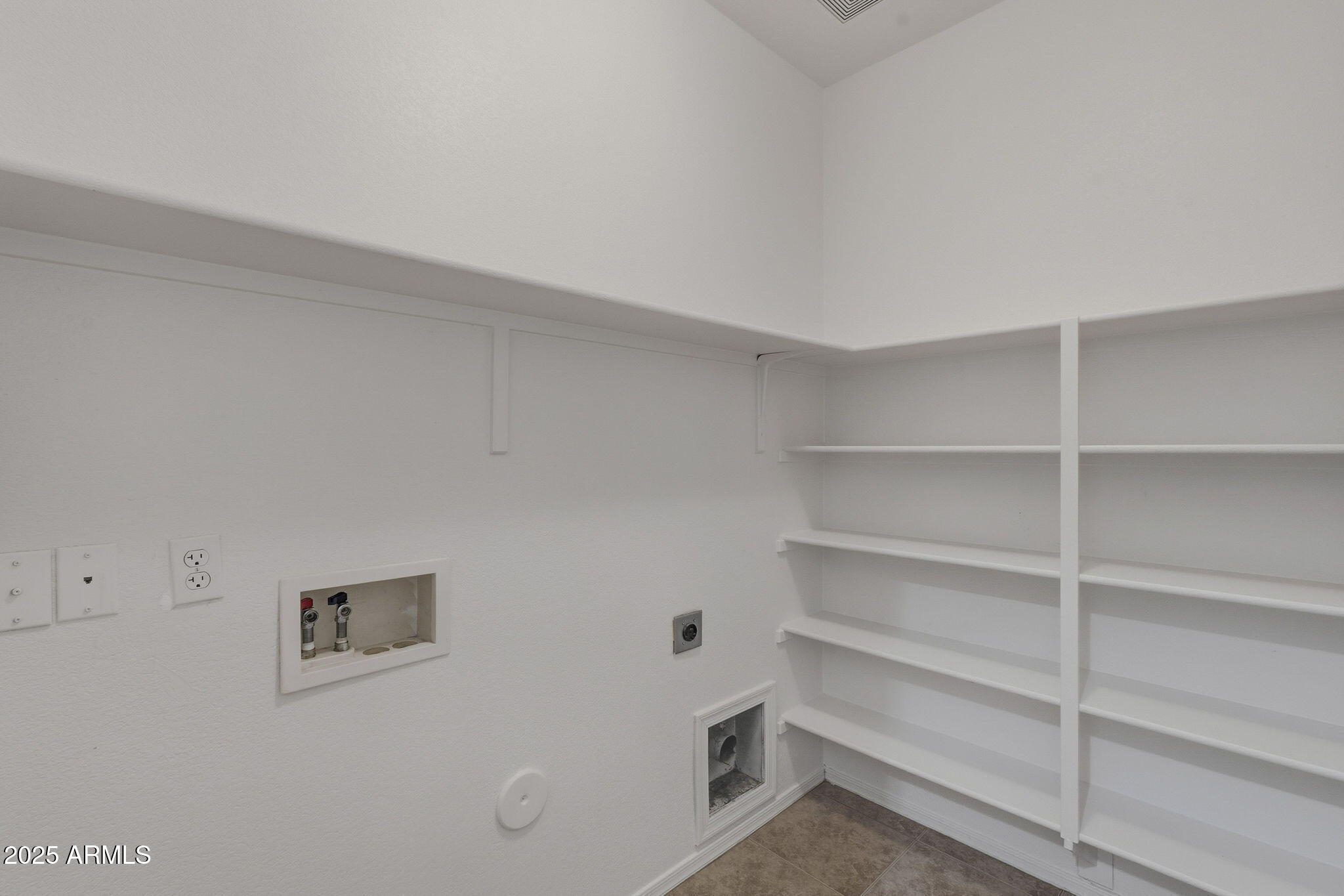 9423 W Sheridan Street