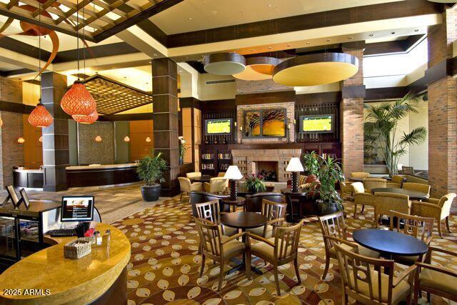 6632 W SANDPIPER Court