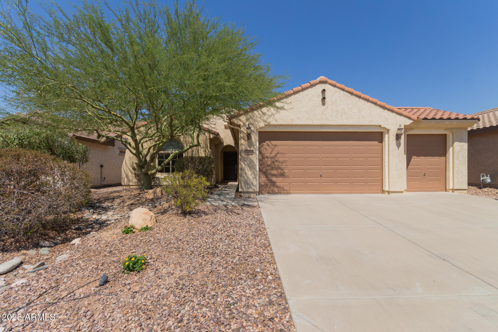 6632 W SANDPIPER Court