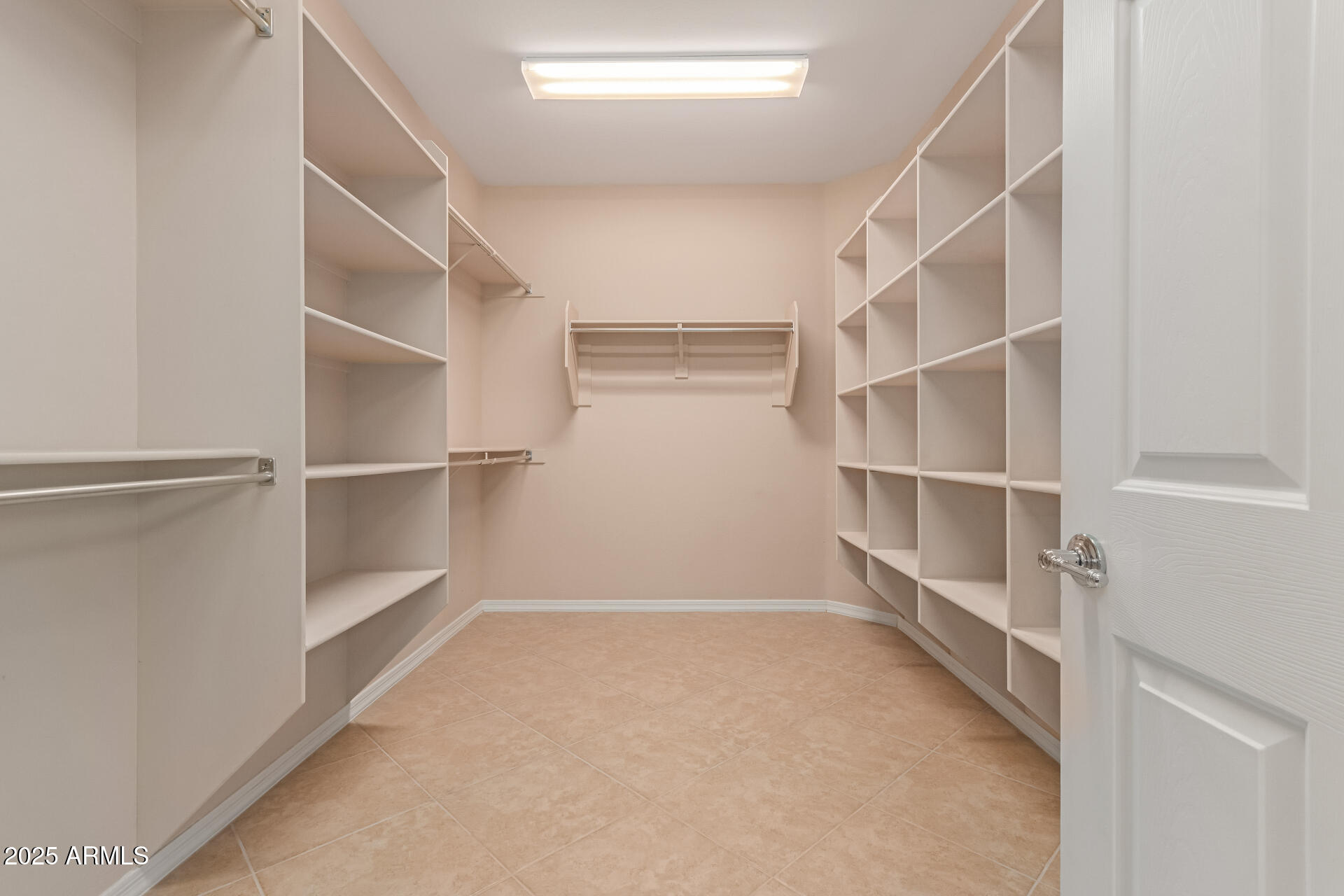 6632 W SANDPIPER Court