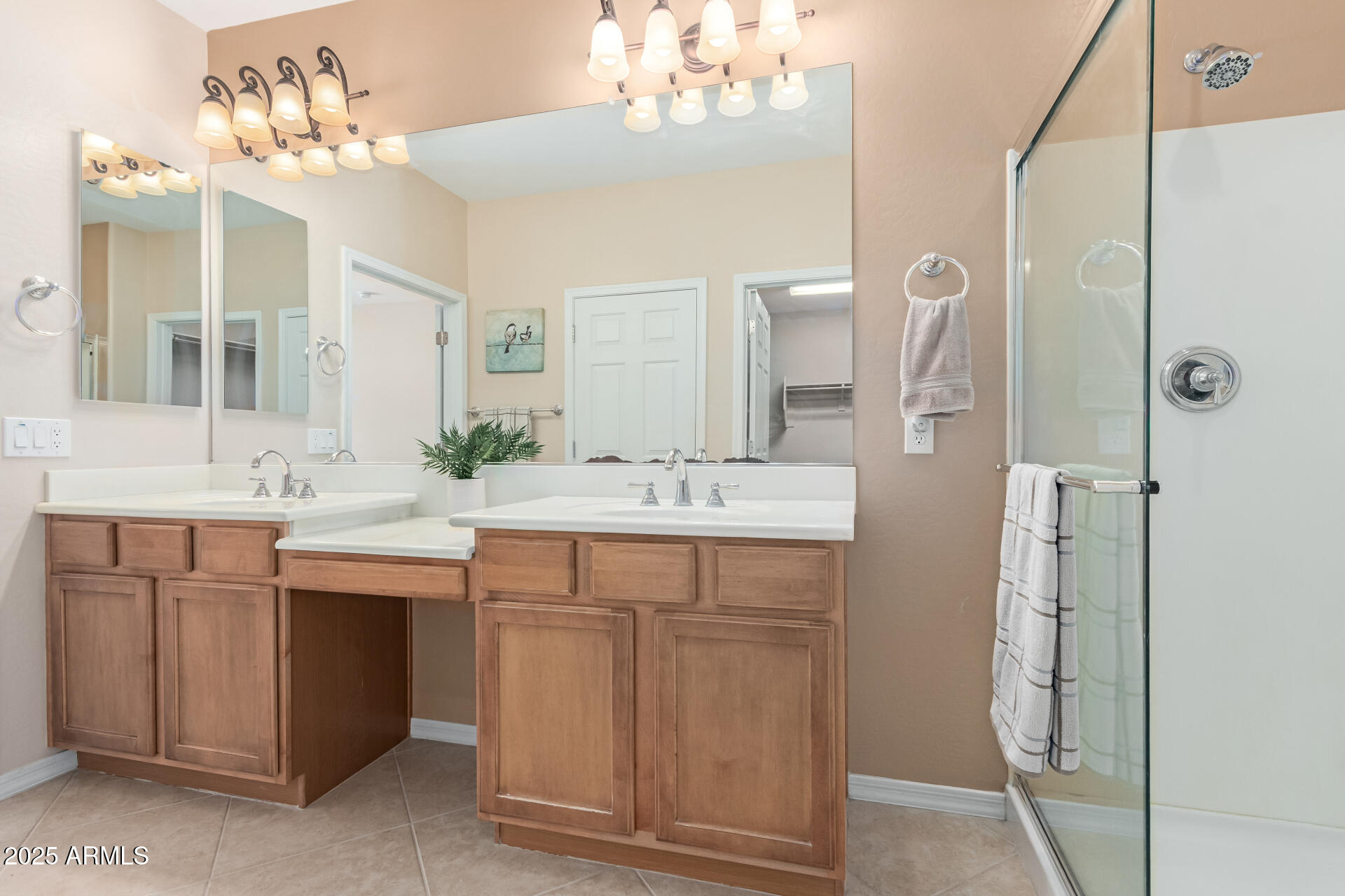 6632 W SANDPIPER Court