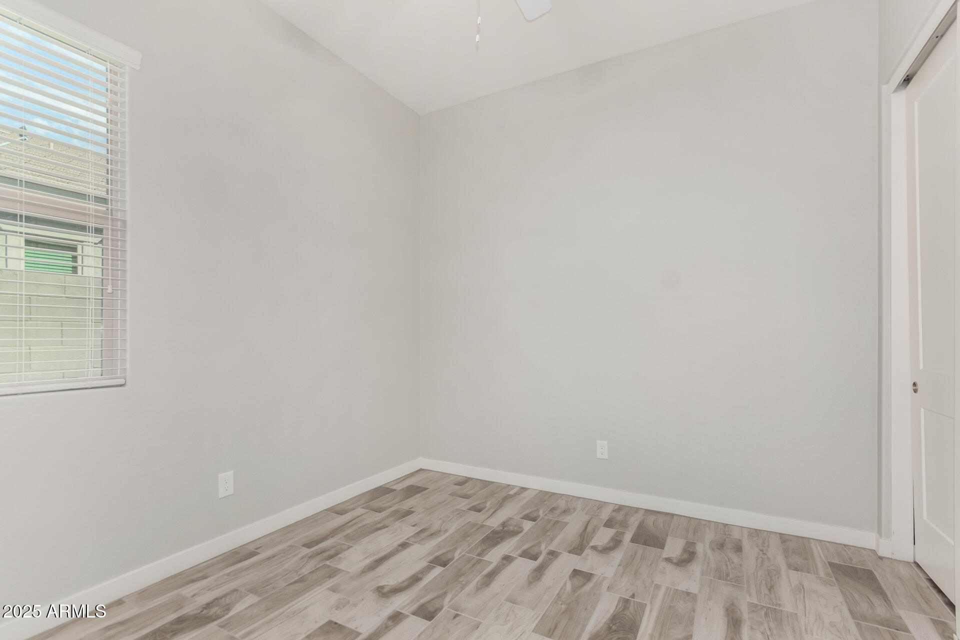 3561 E ARABIAN Drive