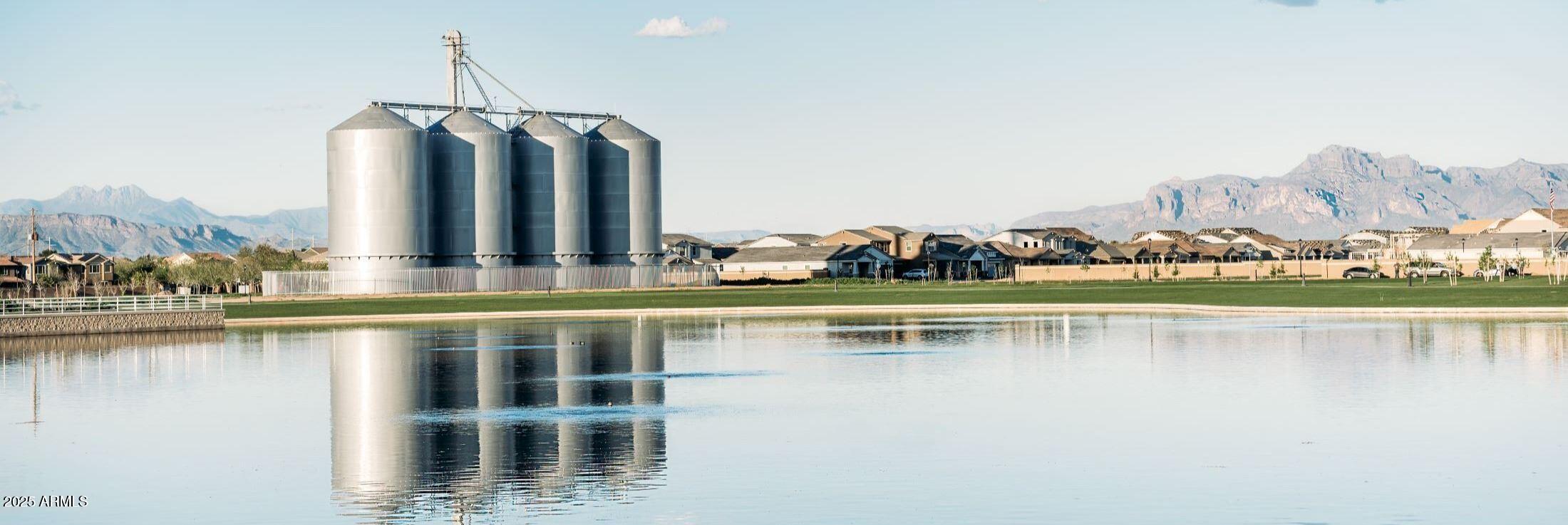 3561 E ARABIAN Drive